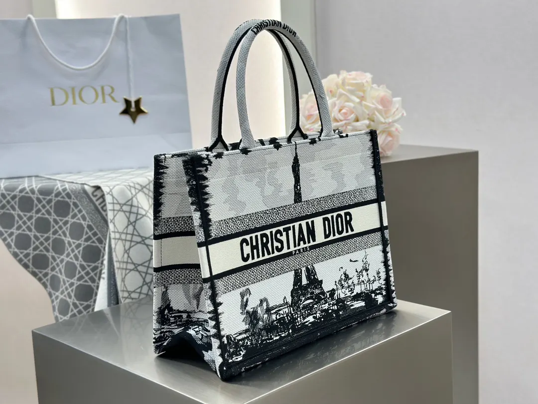 白色 白色巴黎铁塔中号 巴黎铁塔 图案细腻的刺繡復古精致 托特包 大容量托特款