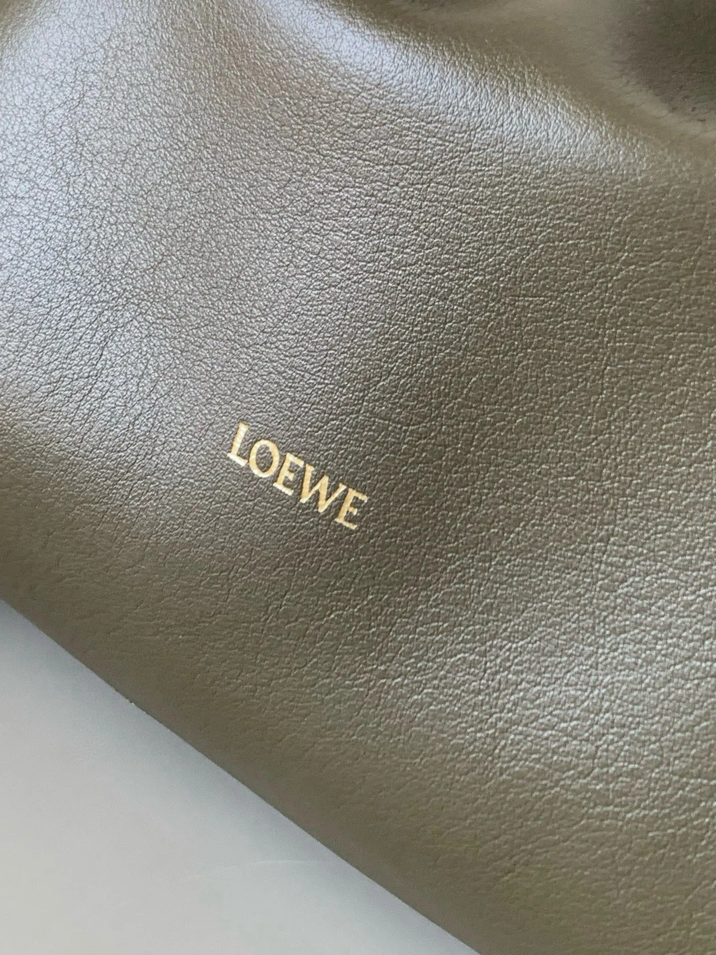 Loewe 卡其 小牛皮 托特包 大容量托特款