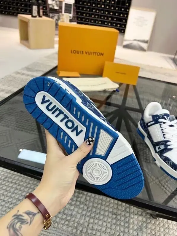 Louis Vuitton 运动鞋
