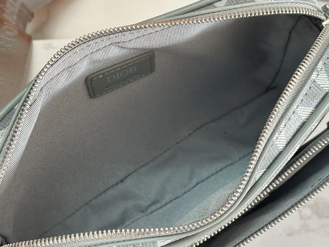 Dior Saddle 牛皮手拿包 晚宴手拿