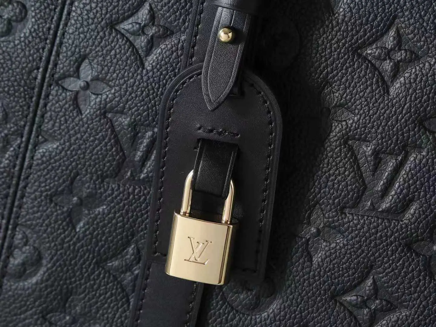 LV Black Tote Bag Large Capacity Commuter | ORBUYBAG High-End Fashion Boutique