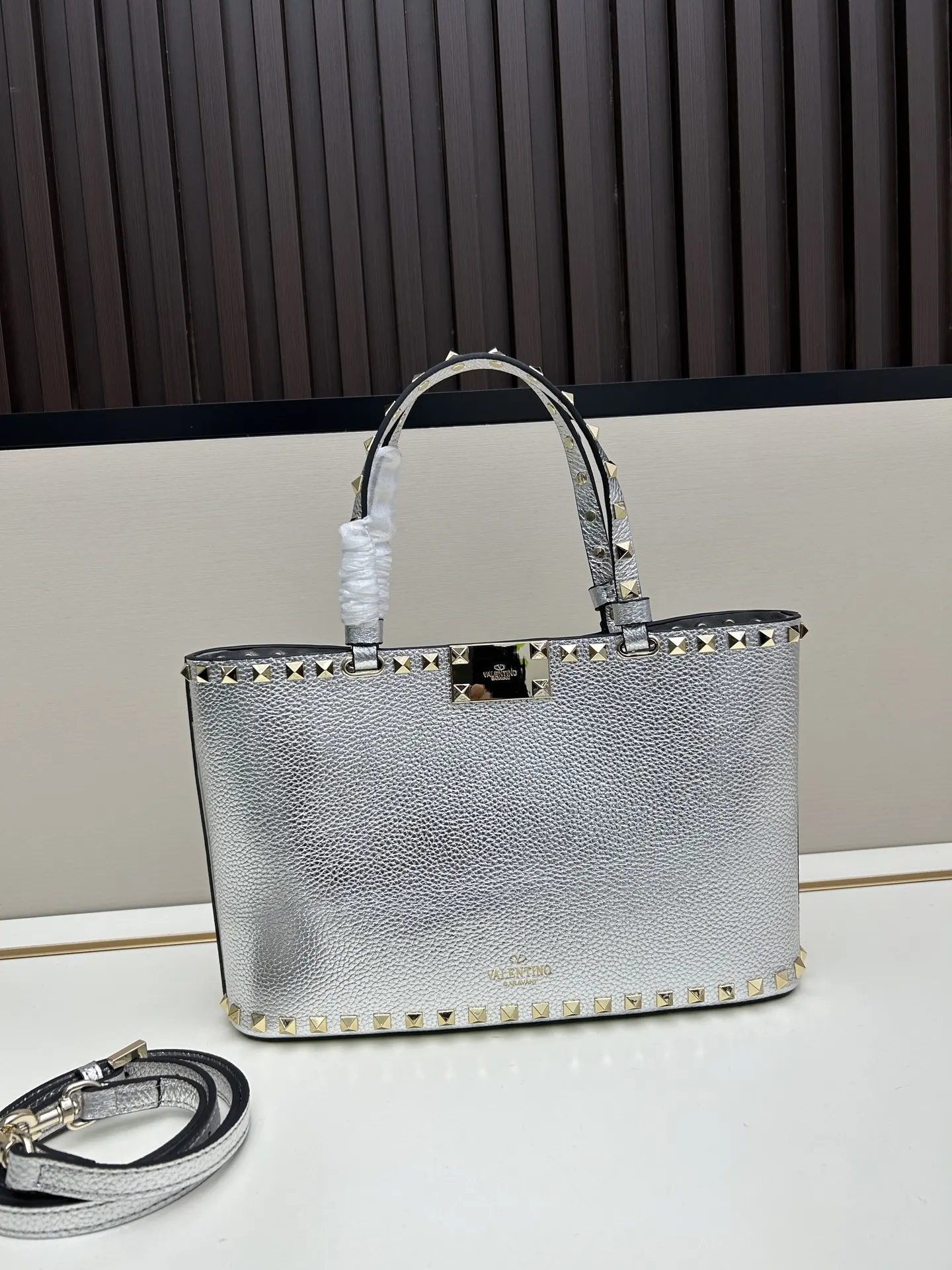 Chain Bag Leather