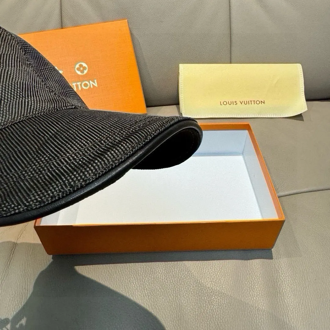 Louis Vuitton Fashion Item Casual Leather