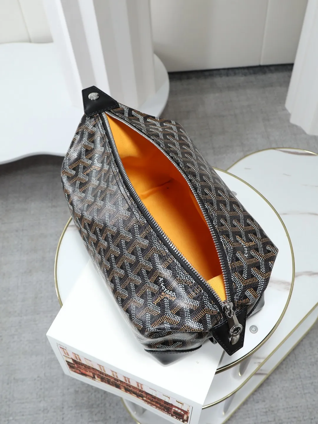 Goyard 戈雅 化妆 收纳袋 内里有双隔层 手拿包 精致手拿款