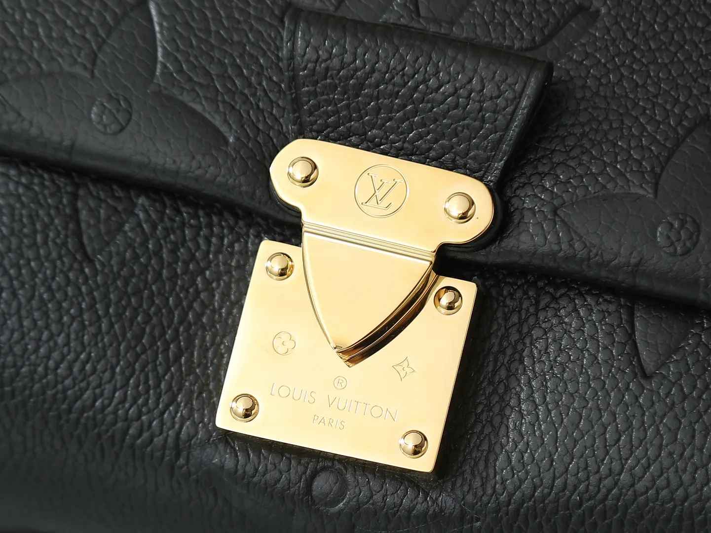 Louis Vuitton Black Chain Bag