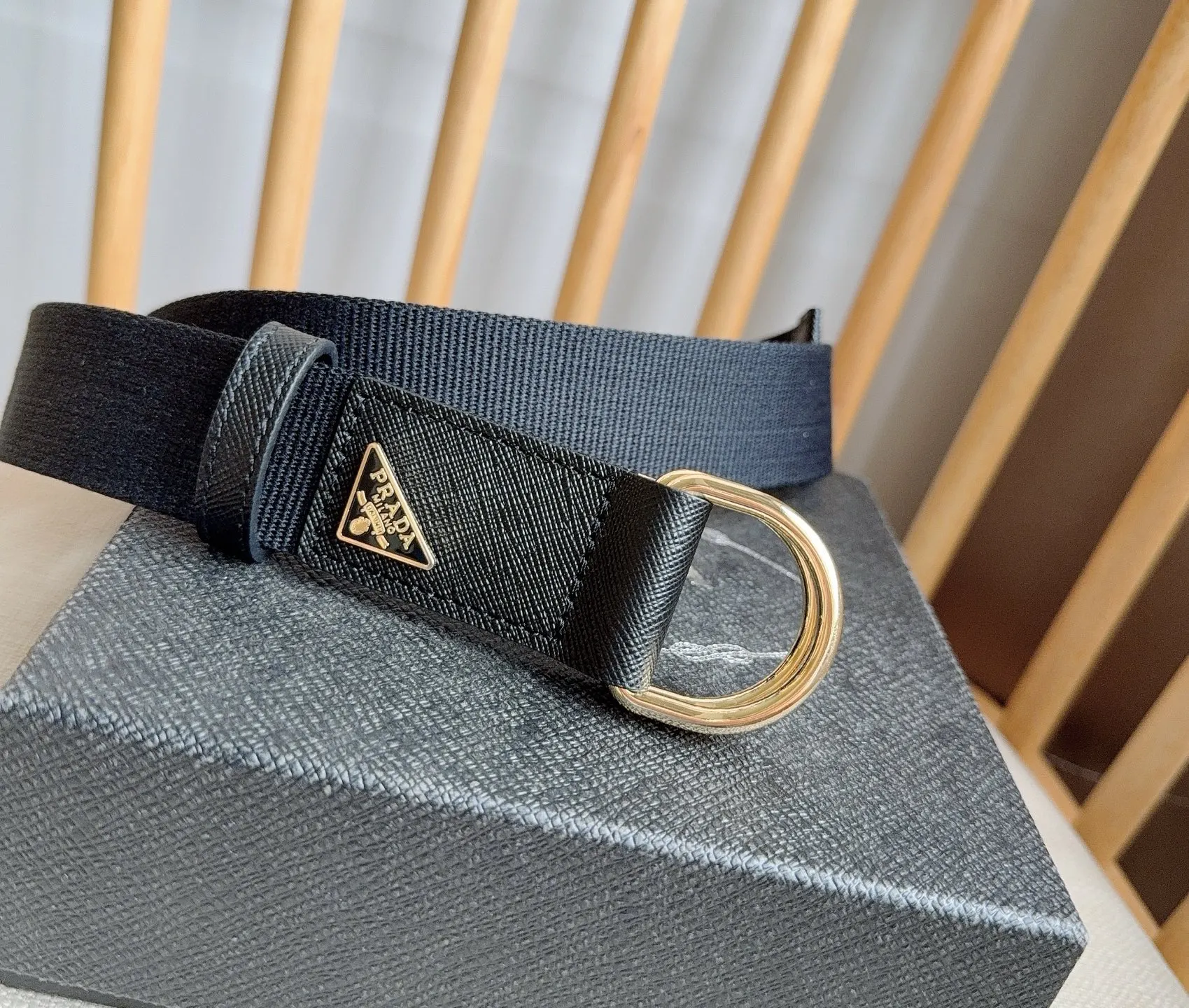 Prada 皮革 棉质 三角标 腰带 双D扣休闲