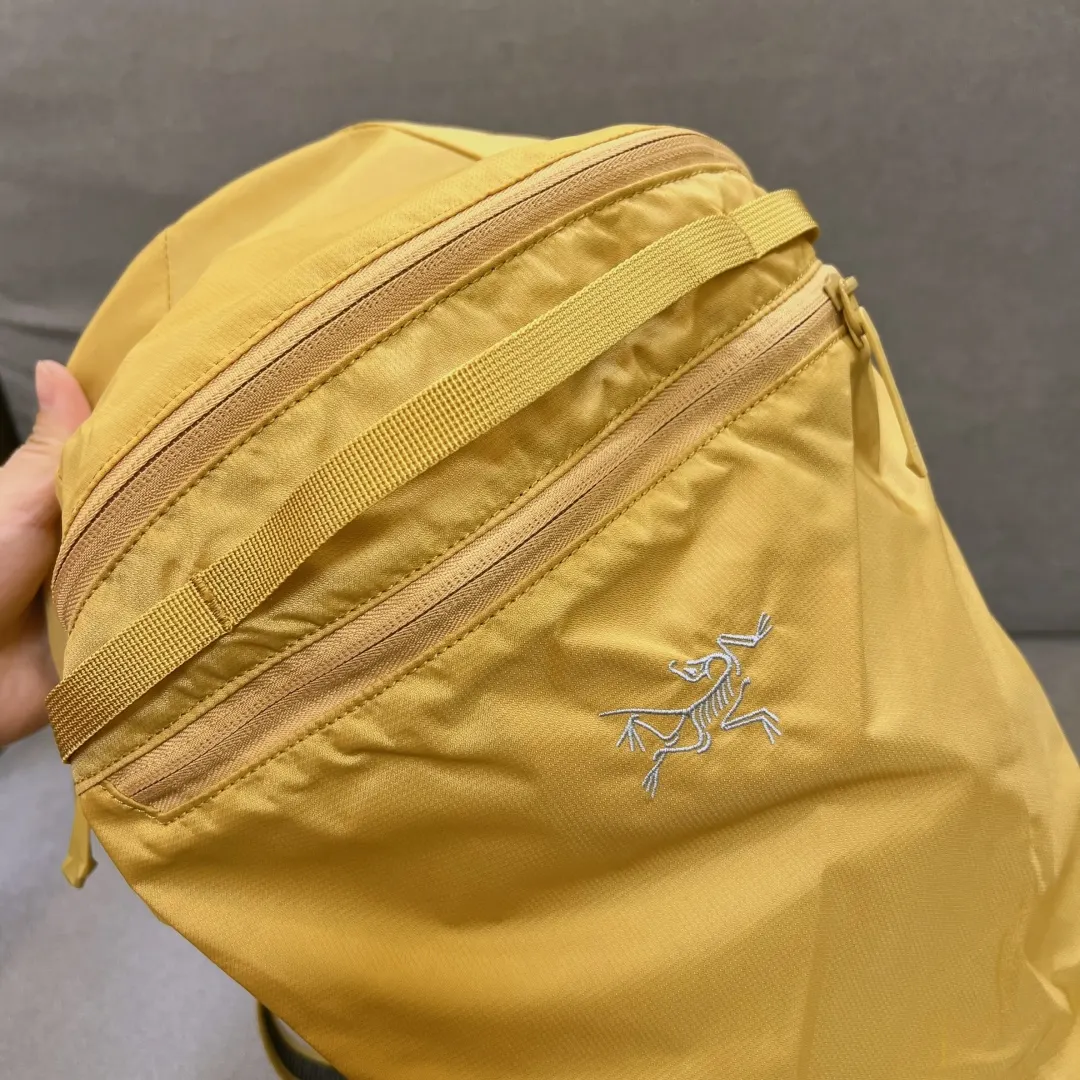 色真的好绝啊 雙肩包 实用雙肩款