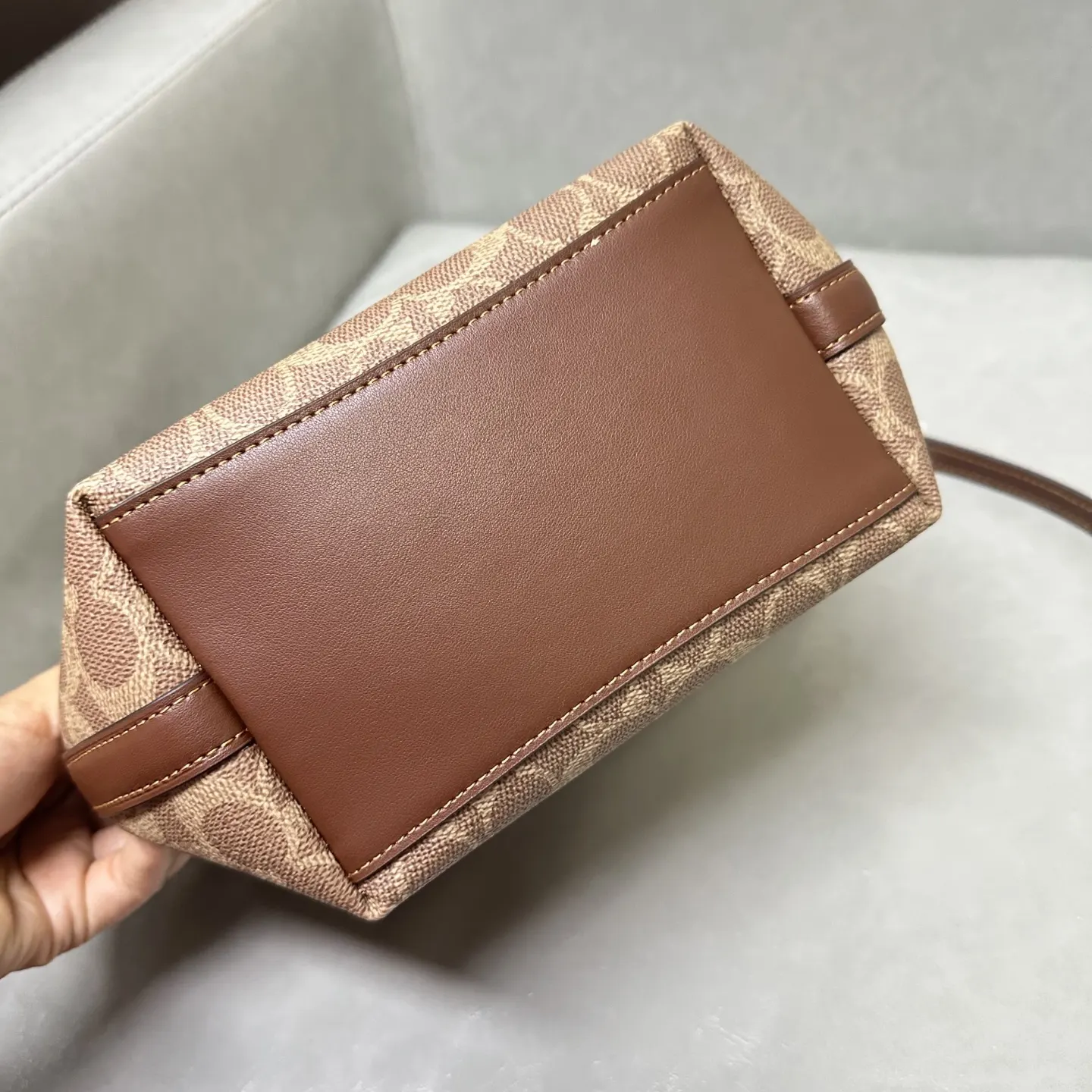 Hobo Shoulder Bag Vintage