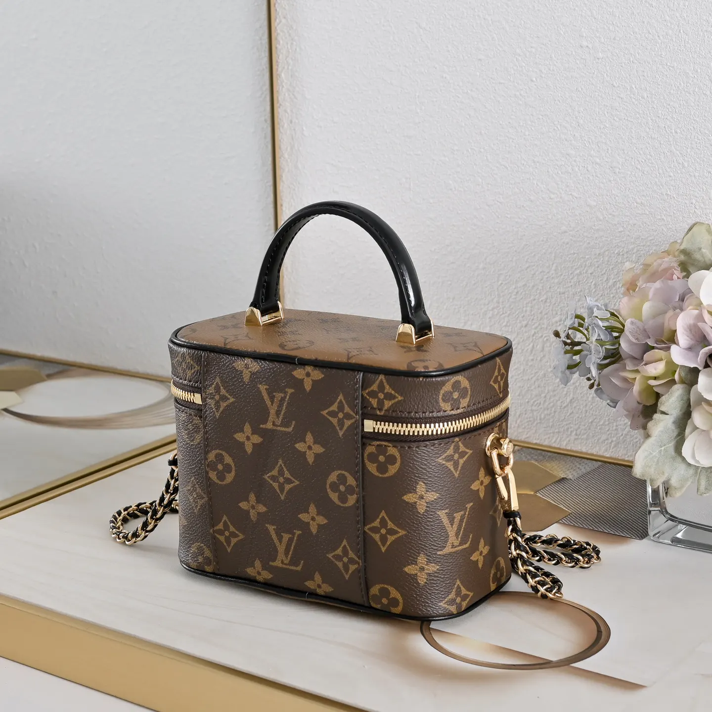 Louis Vuitton Monogram Chain Bag Canvas