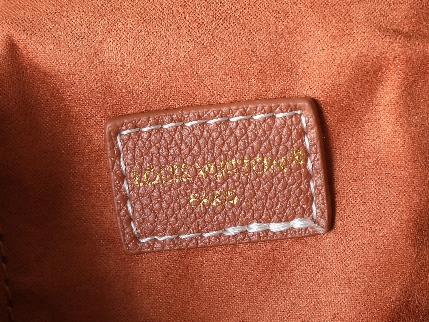 Cosmetic Pouch Leather Image 9 Cosmetic Pouch Leather Image 9