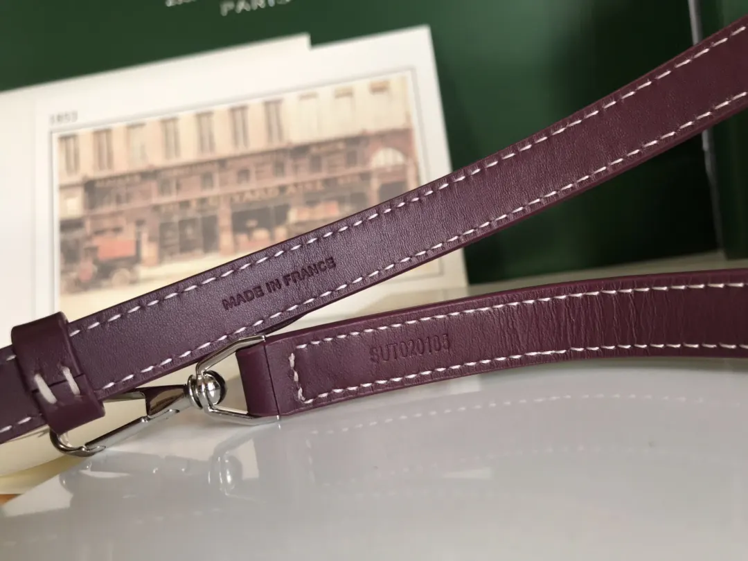 Cosmetic Pouch Leather