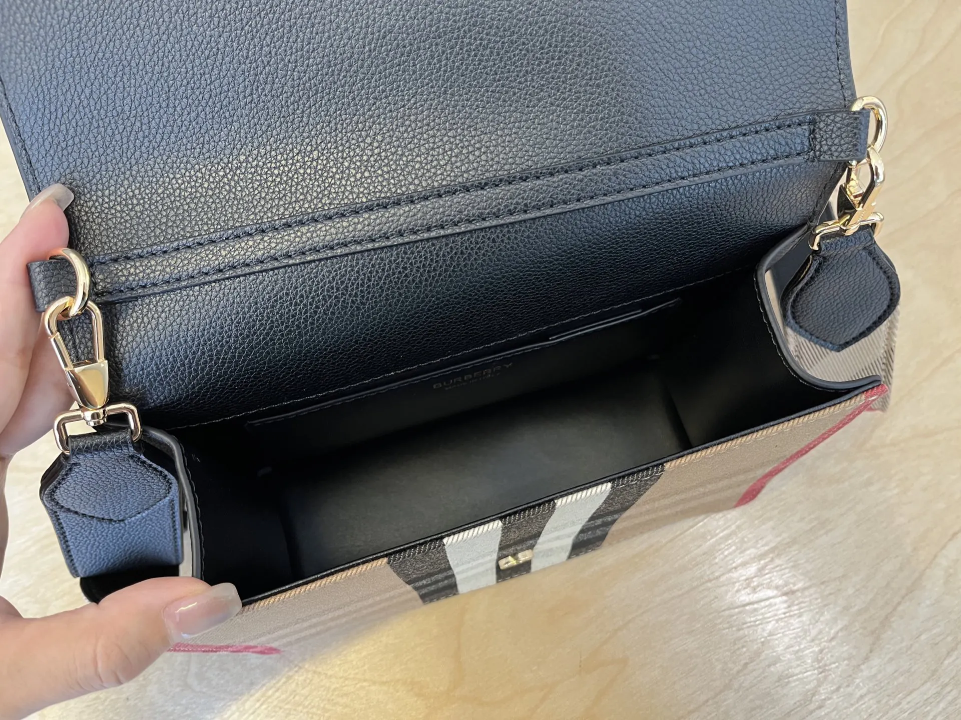 Clutch Bag Leather Image 9 Clutch Bag Leather Image 9