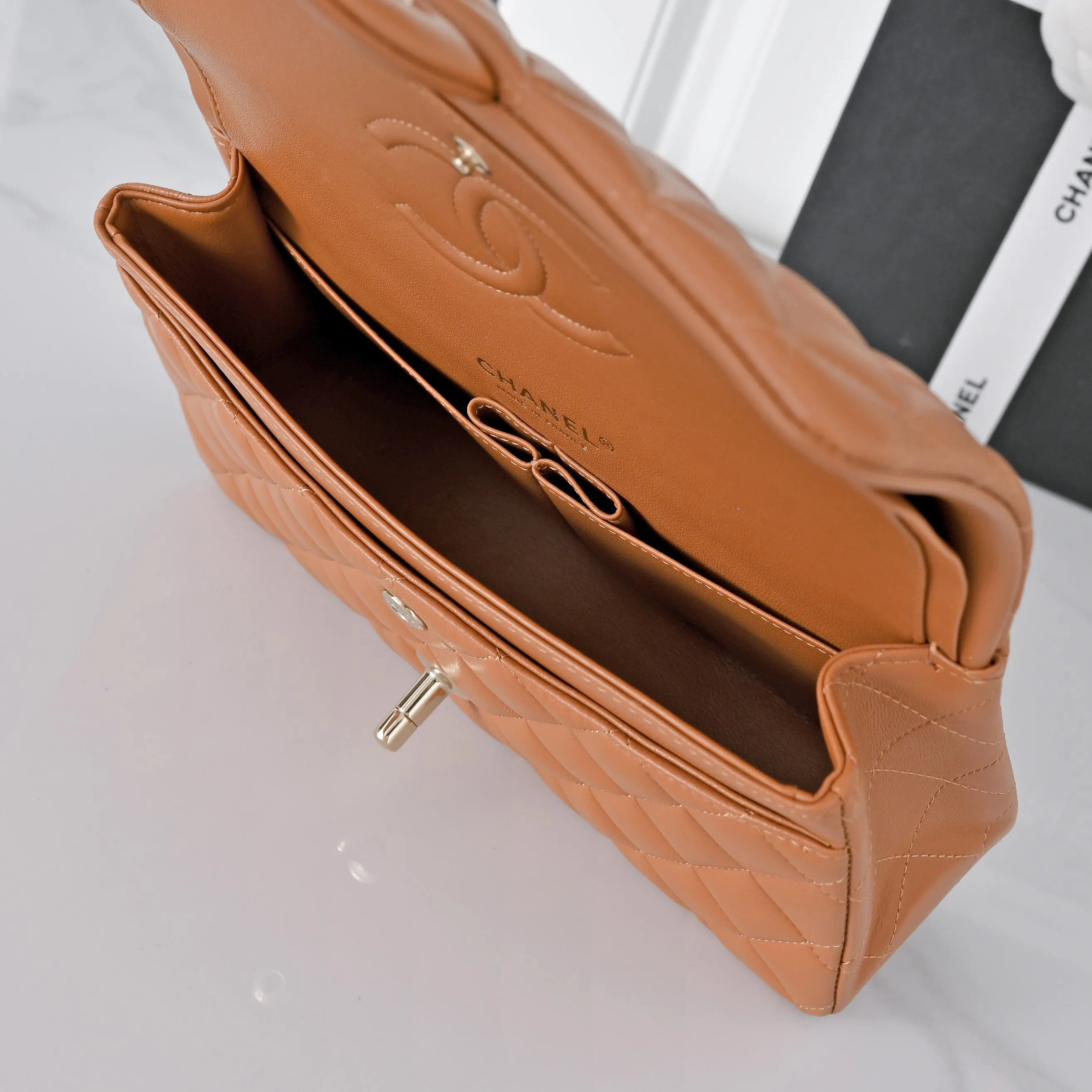 Hobo Shoulder Bag Vintage