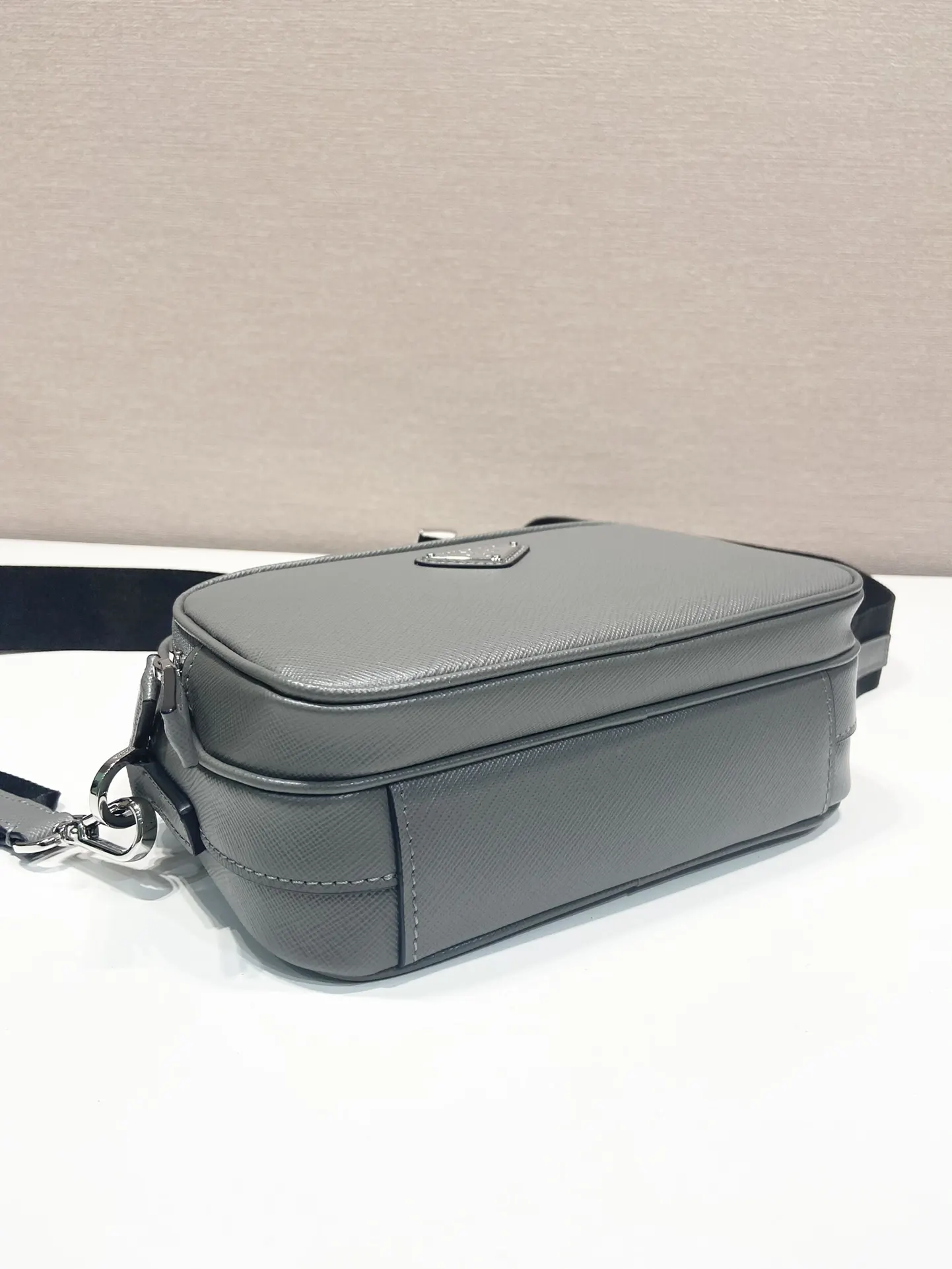 Prada Re-Nylon 2Vh170 Shoulder Bag Commuter Leather