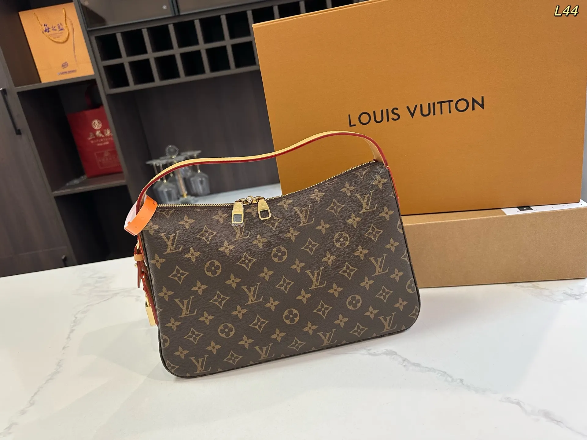 Louis Vuitton Brown Gold Hobo Shoulder Bag Vintage