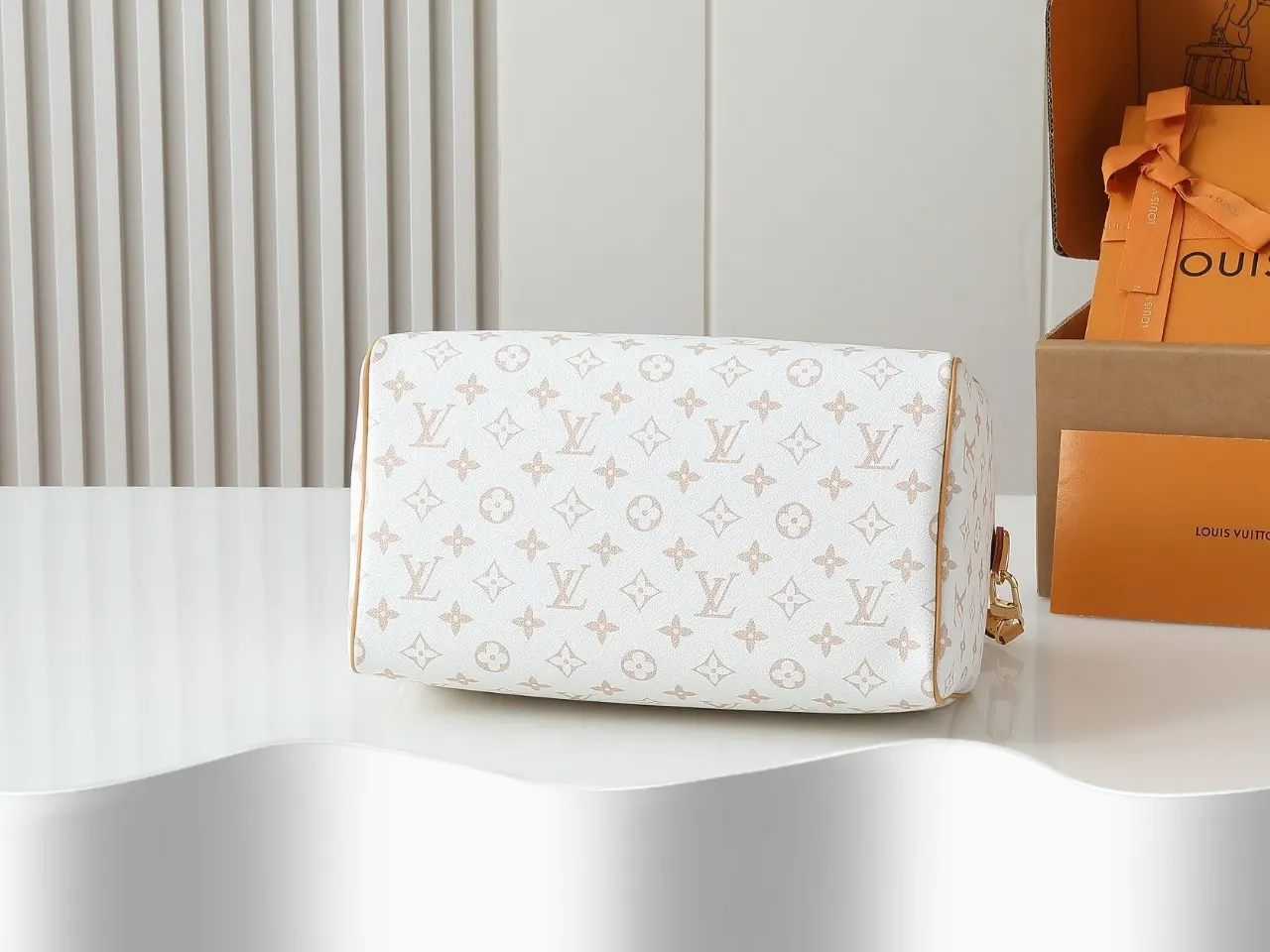 LV Speedy 牛皮 收納包 旅行收納款