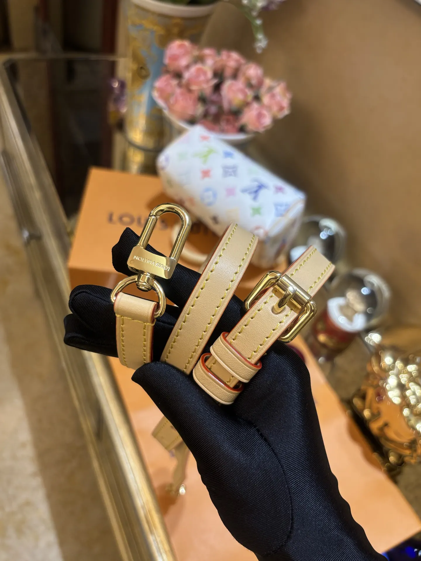 Louis Vuitton Bucket Bag Casual
