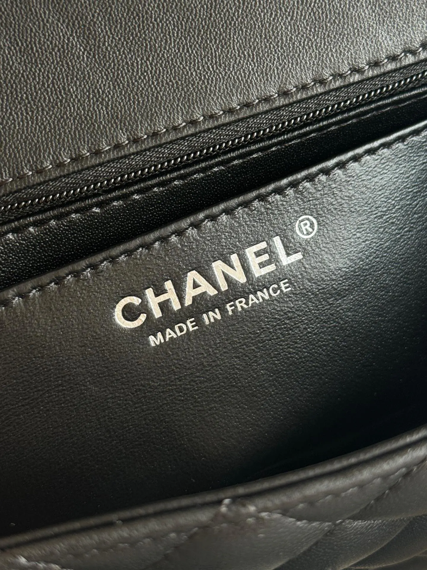 Chain Bag Image 9 Chain Bag Image 9