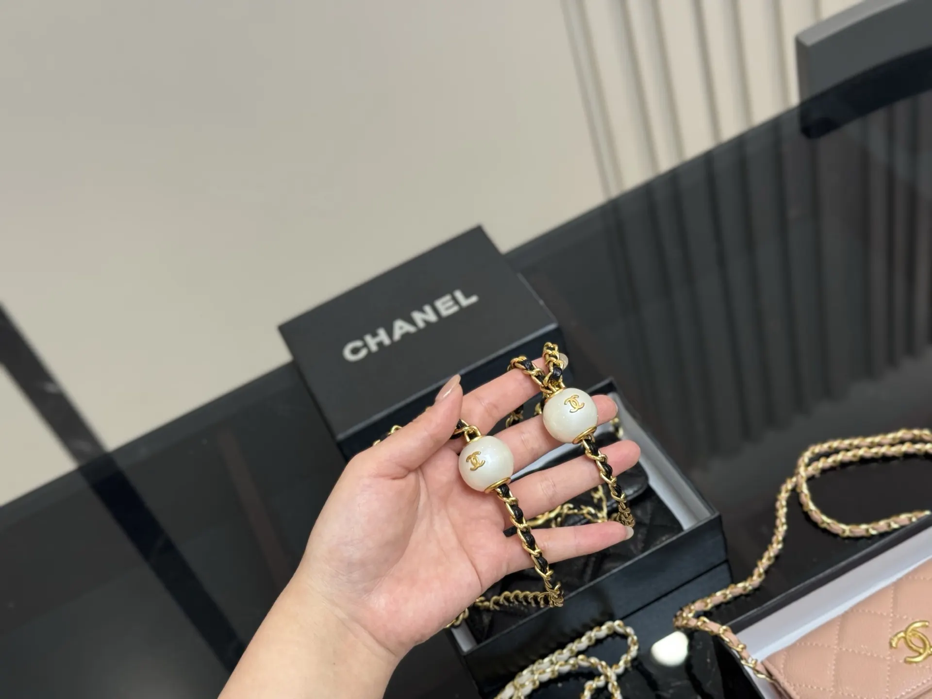 CHANEL 牛皮 盒 珍珠 小废包 cf 双 腋下包 復古腋下背款