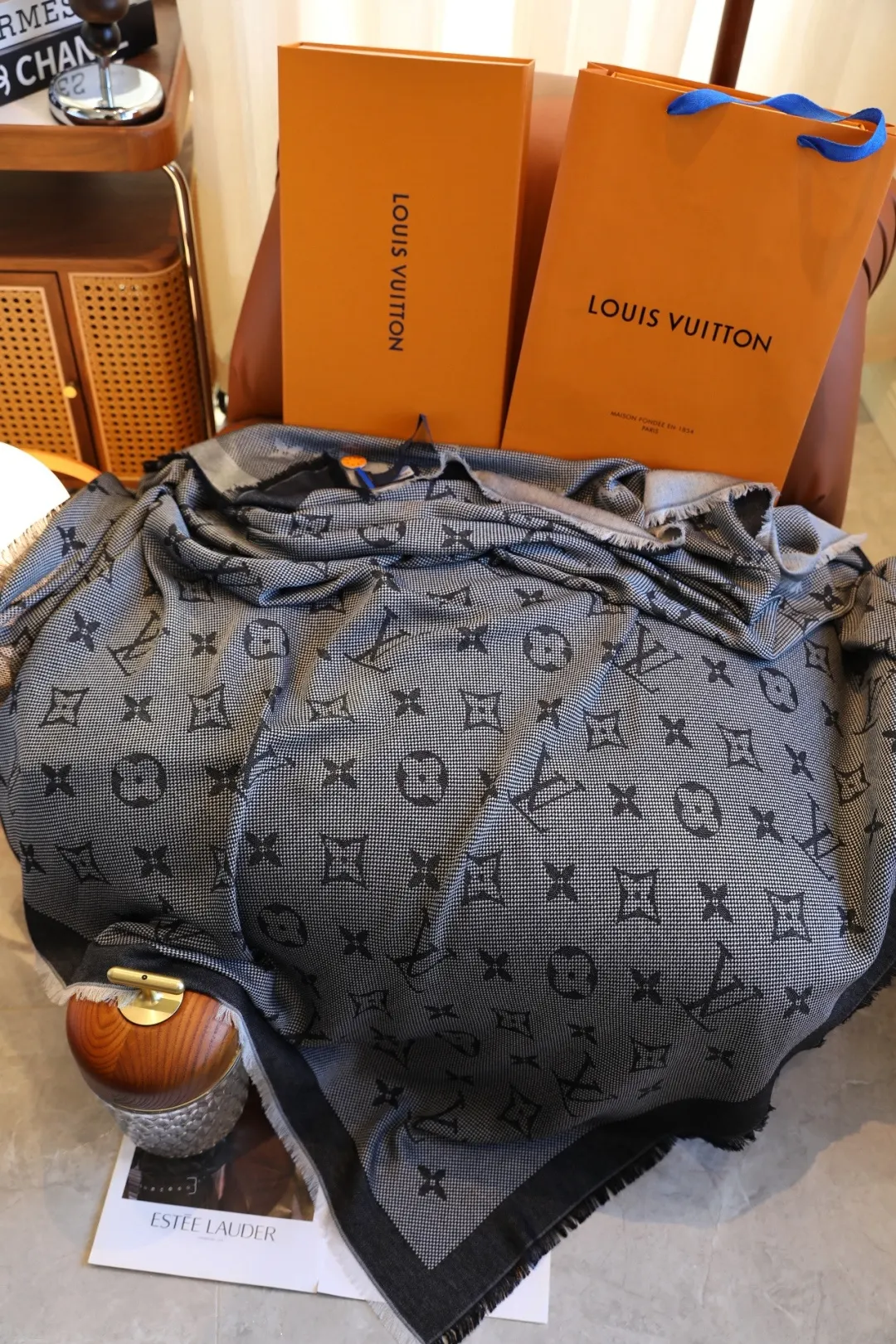 LV Mo披肩 保暖披肩款