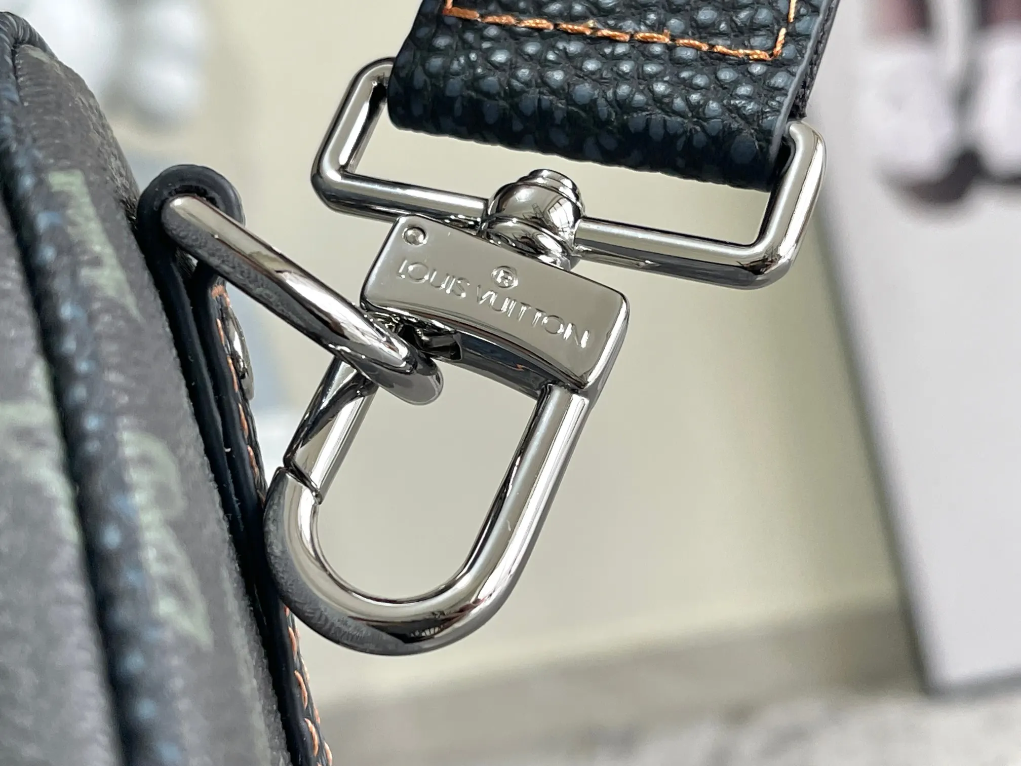 Fashion Item Travel