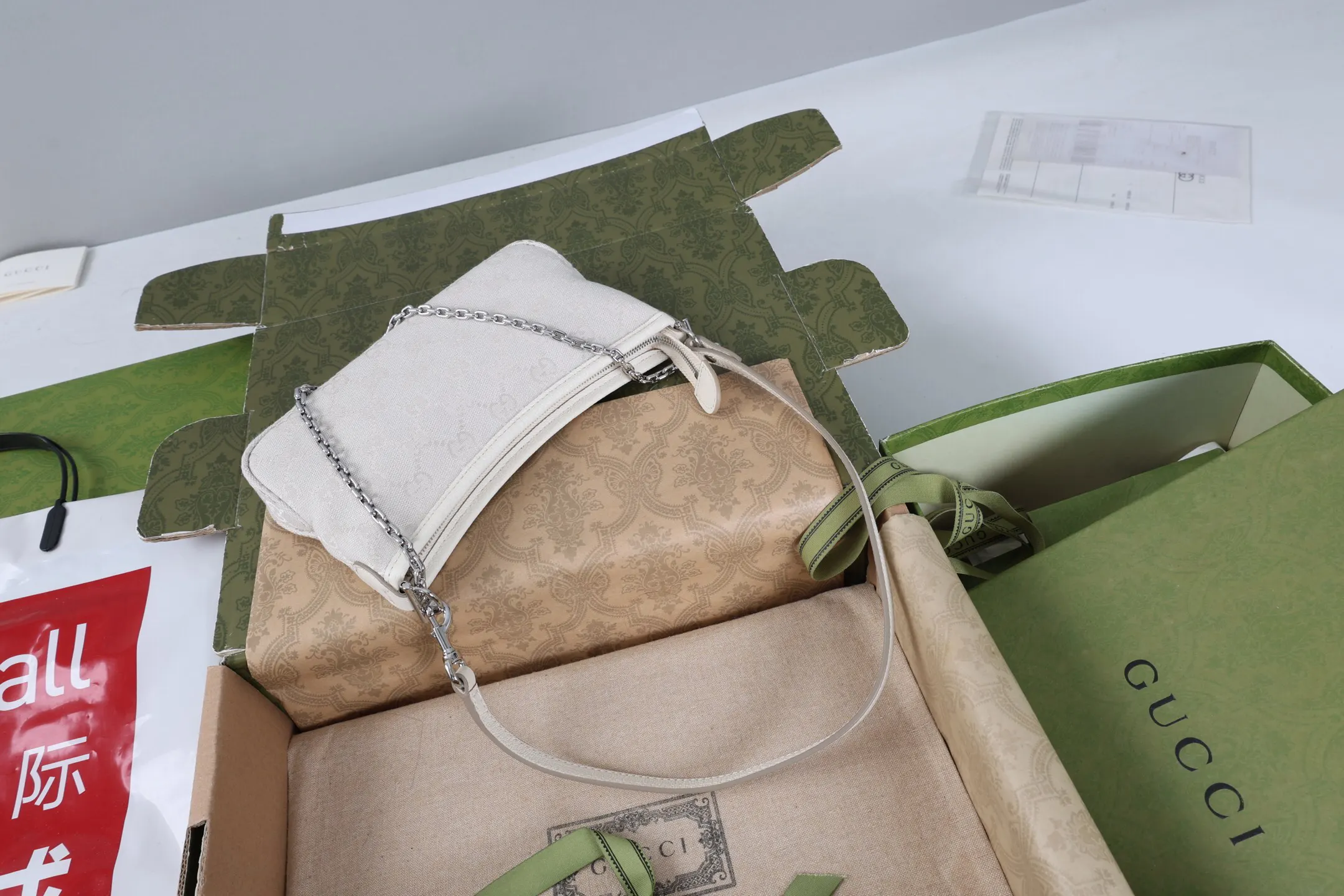 Chain Bag Image 14 Chain Bag Image 14
