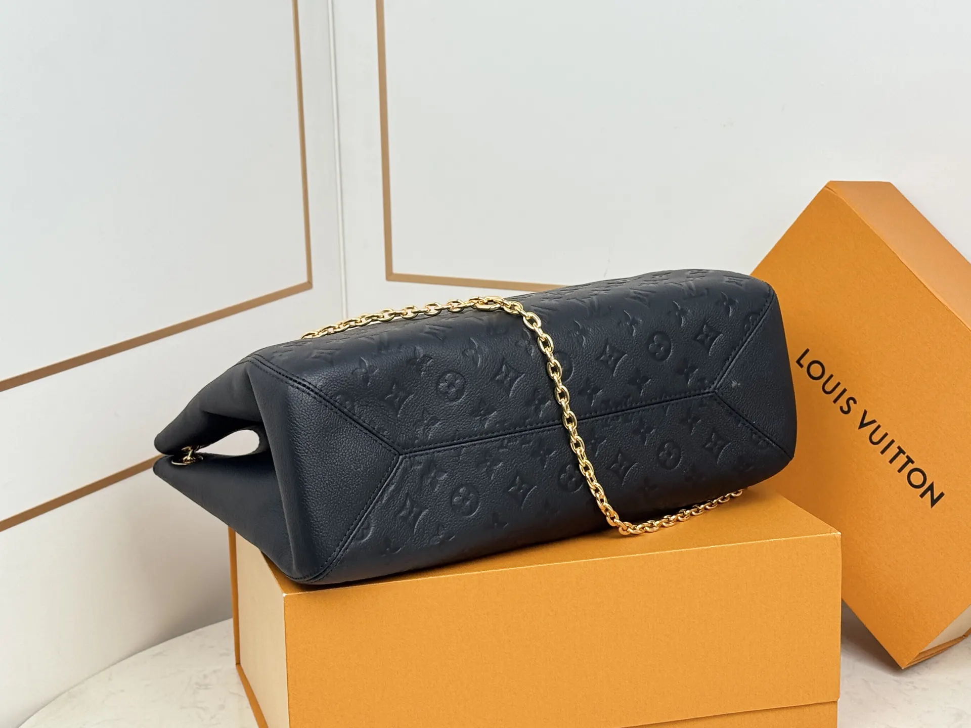Black Hobo Shoulder Bag Vintage