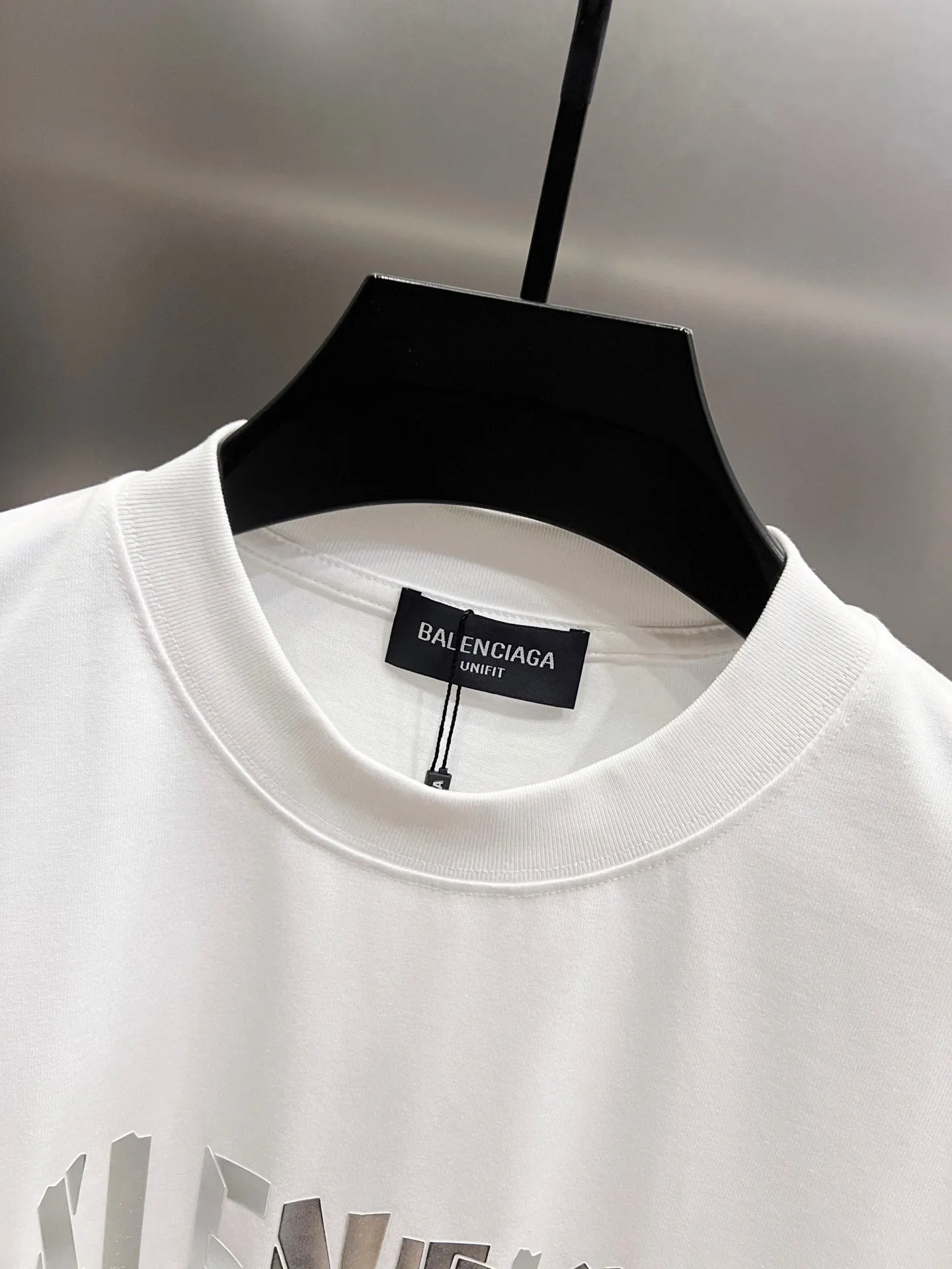 Balenciaga 黑色 Logo 短袖T恤 宽松休閒(數字3) Balenciaga 黑色 Logo 短袖T恤 宽松休閒(數字3)