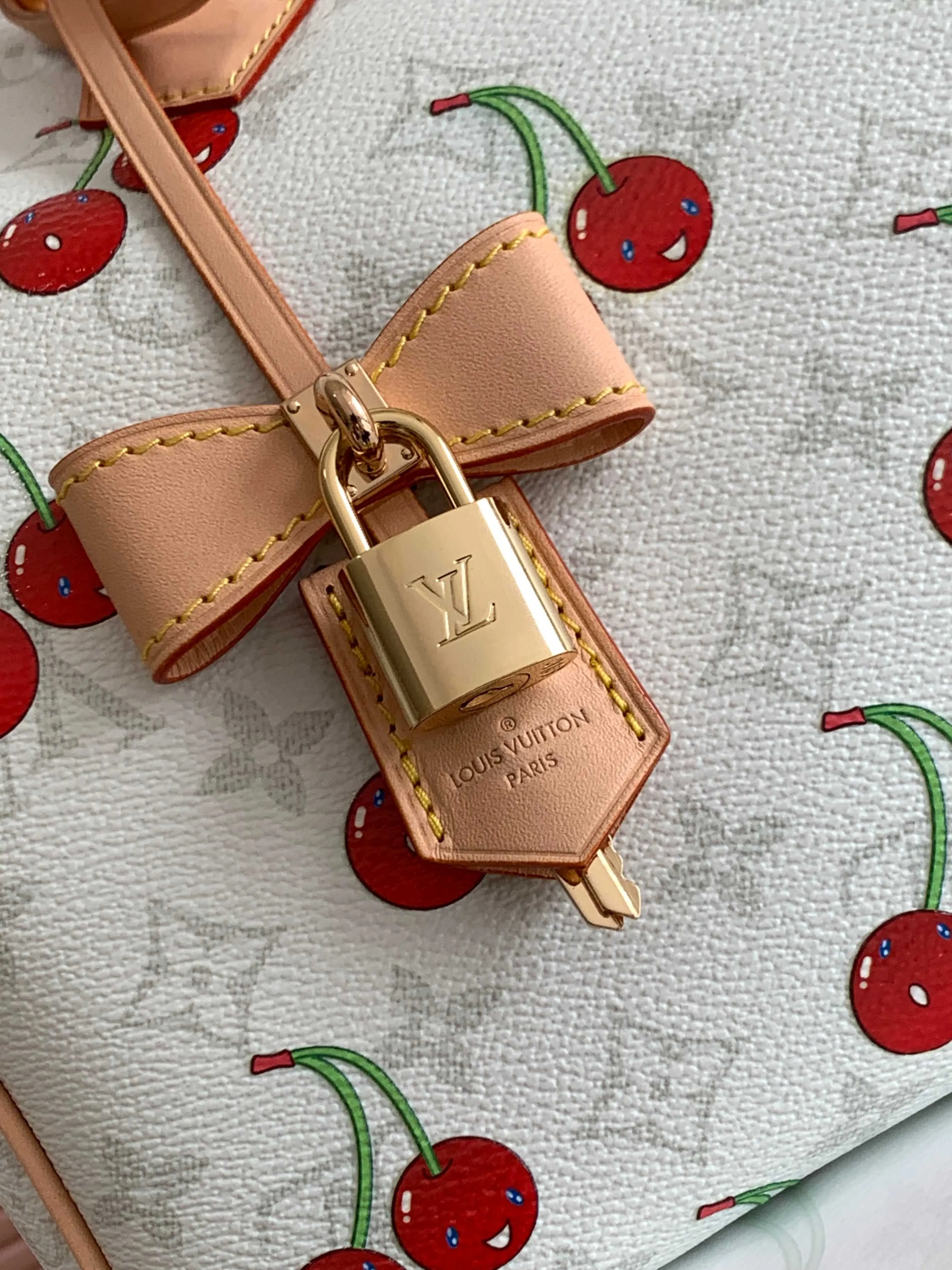 LV Speedy 老花 牛皮 收纳包 旅行收纳款