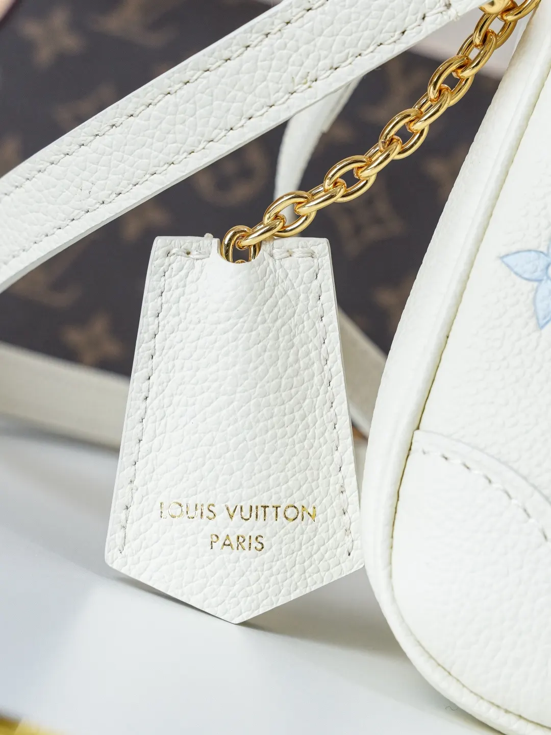 LV Diane 牛皮 收纳包 旅行收纳款