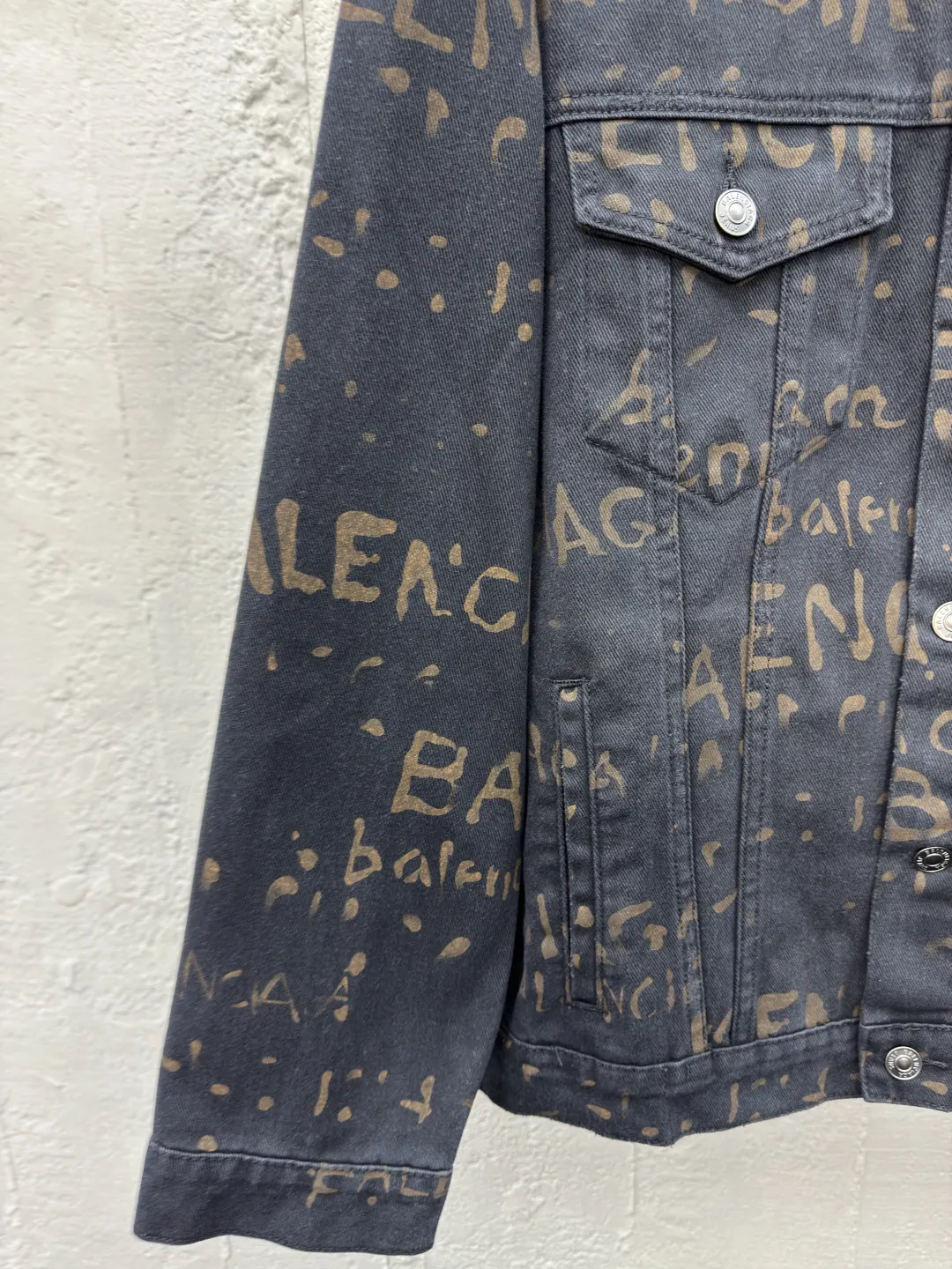 Balenciaga 黑色牛仔外套