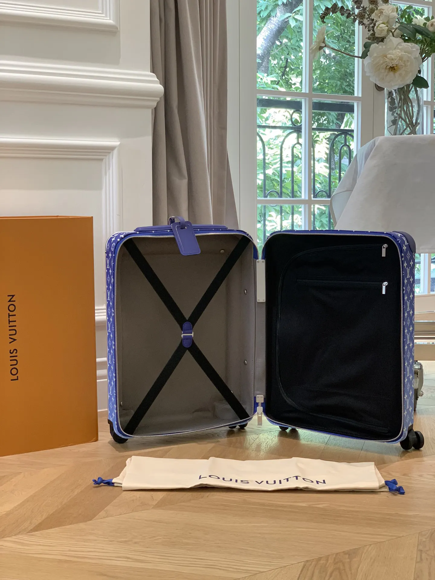 灰色 銀色 拉杆真皮包裹 行李箱 旅行拉杆款 輕便出行款