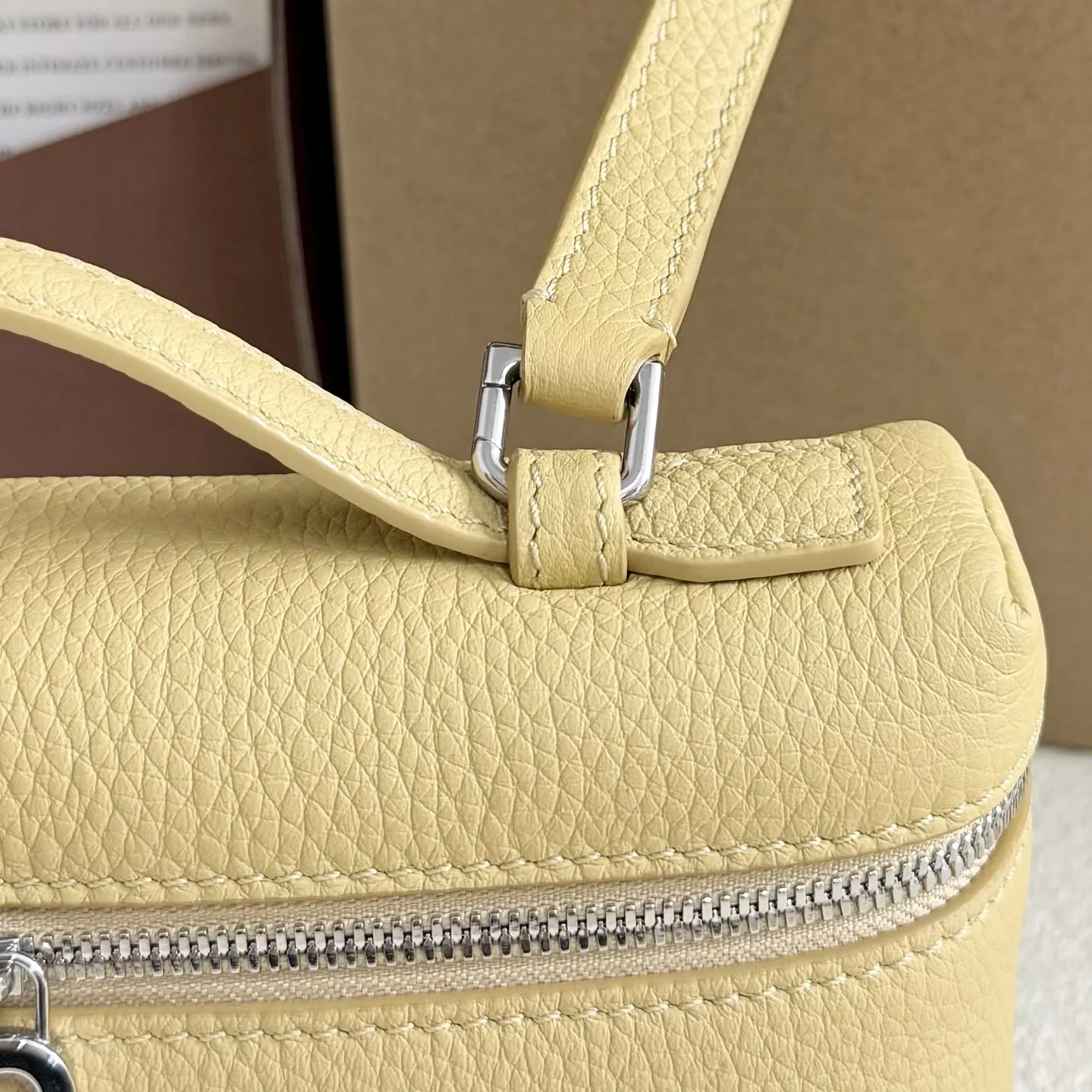 Clutch Bag Versatile Leather Image 9 Clutch Bag Versatile Leather Image 9