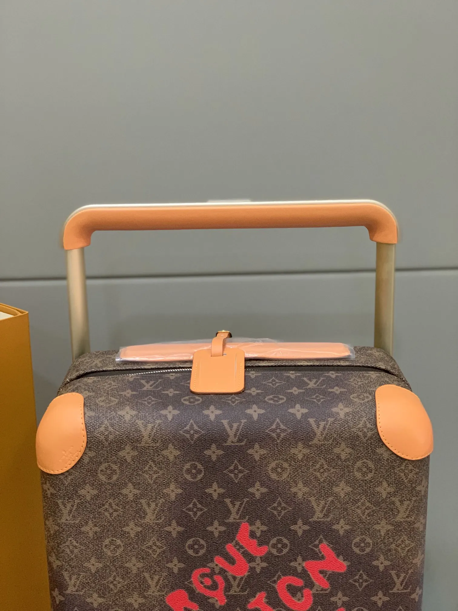灰色 銀色 拉杆真皮包裹 行李箱 旅行拉杆款 輕便出行款