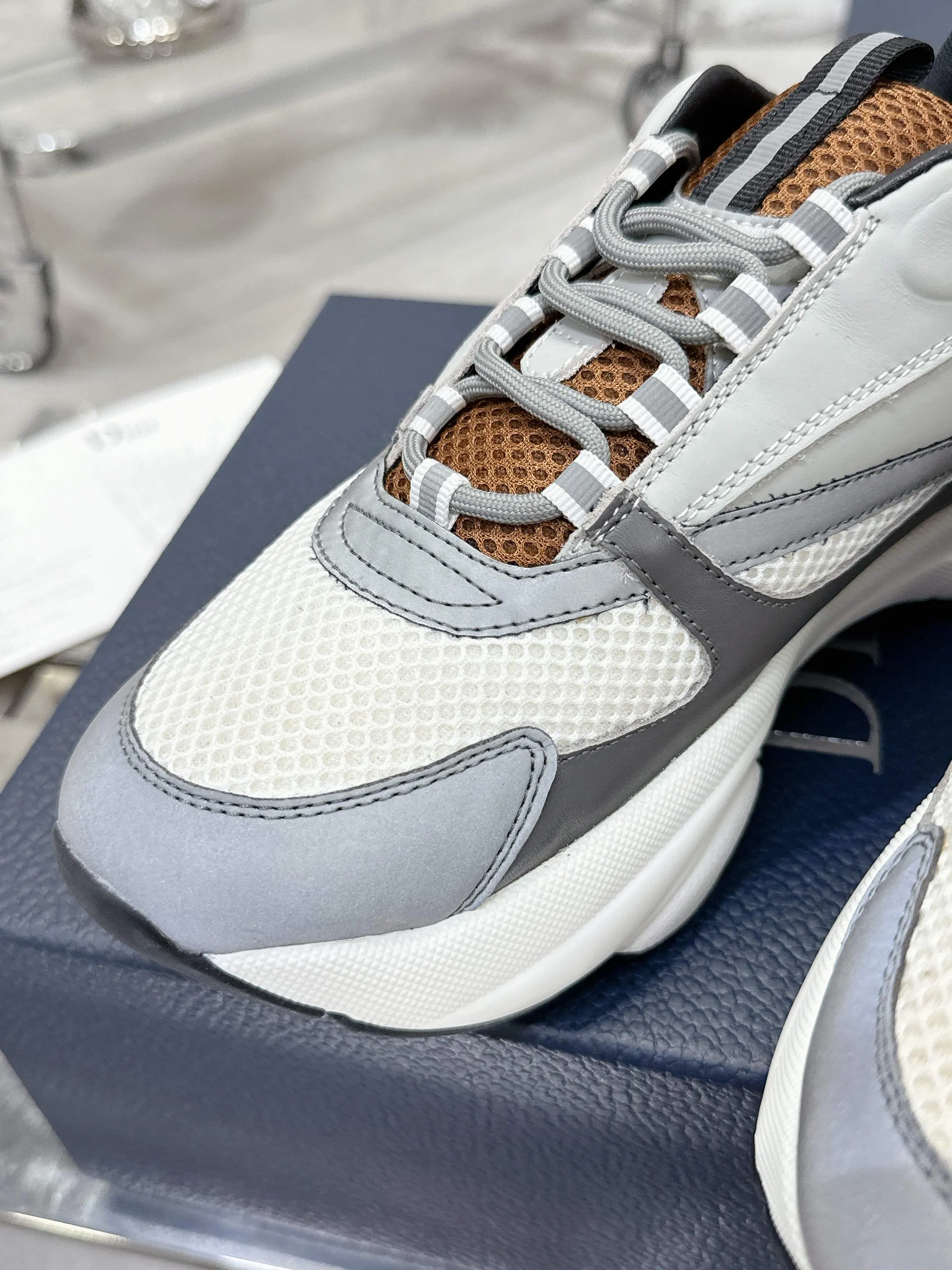 Dior B22 Sneakers
