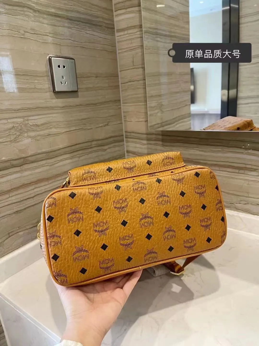 雙肩包 实用雙肩款