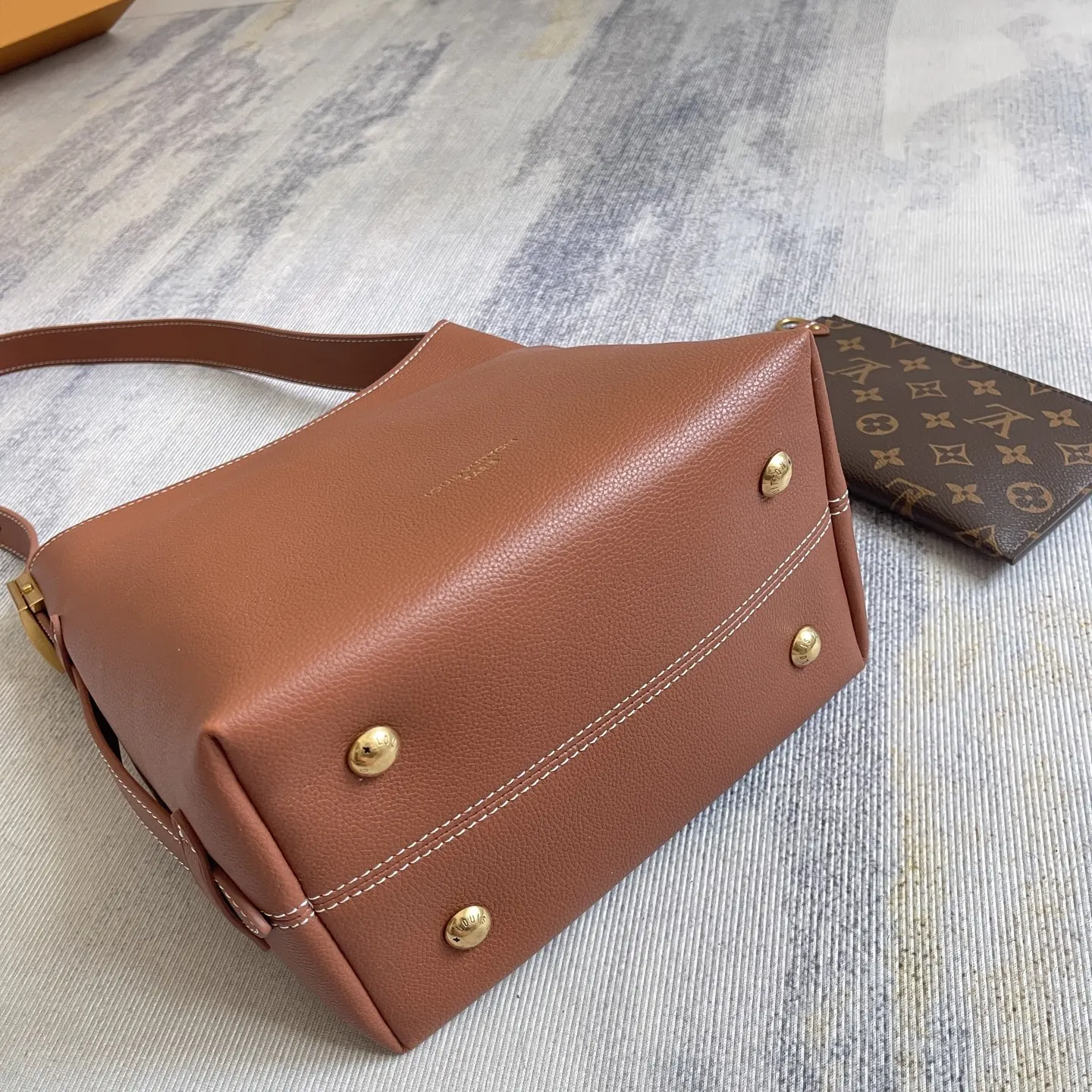 Gray Hobo Shoulder Bag Vintage Leather