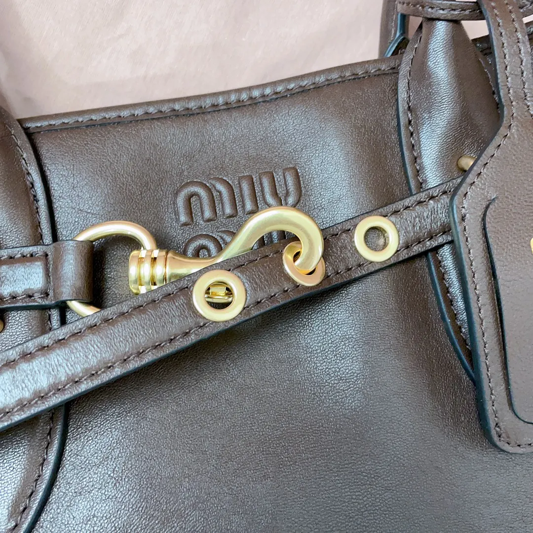 Miu 金色 羊皮 托特包 大容量托特款