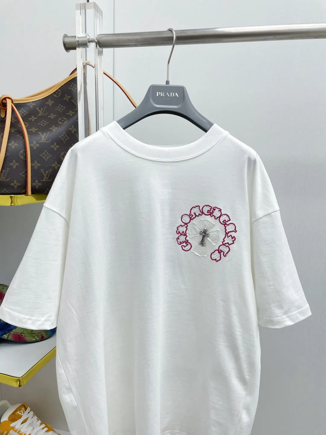 Chrome Hearts 26SS Letter Embroidery Short Sleeve T-Shirt Daily Versatile Style Image 3 Chrome Hearts 26SS Letter Embroidery Short Sleeve T-Shirt Daily Versatile Style Image 3