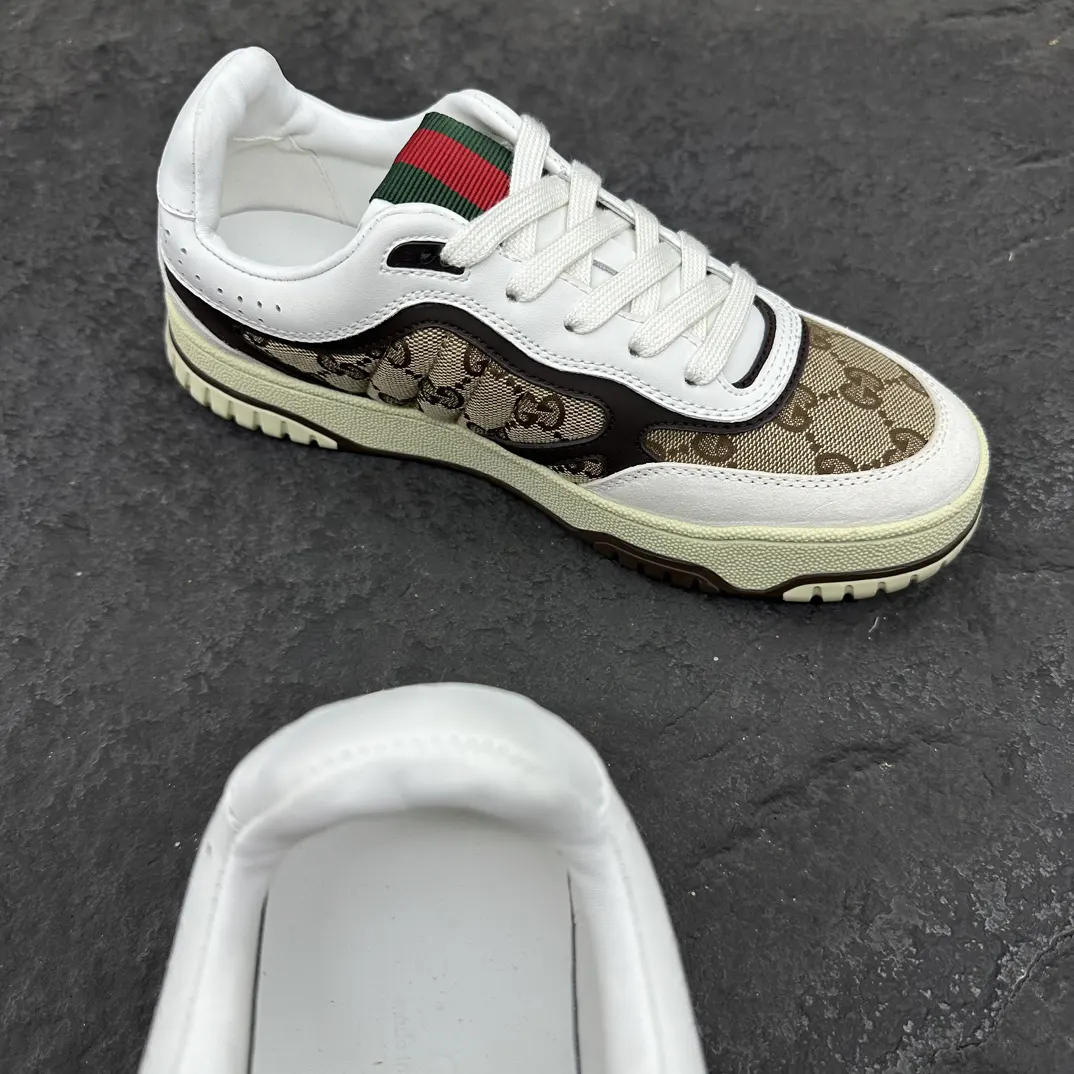 Gucci Logo Sneakers