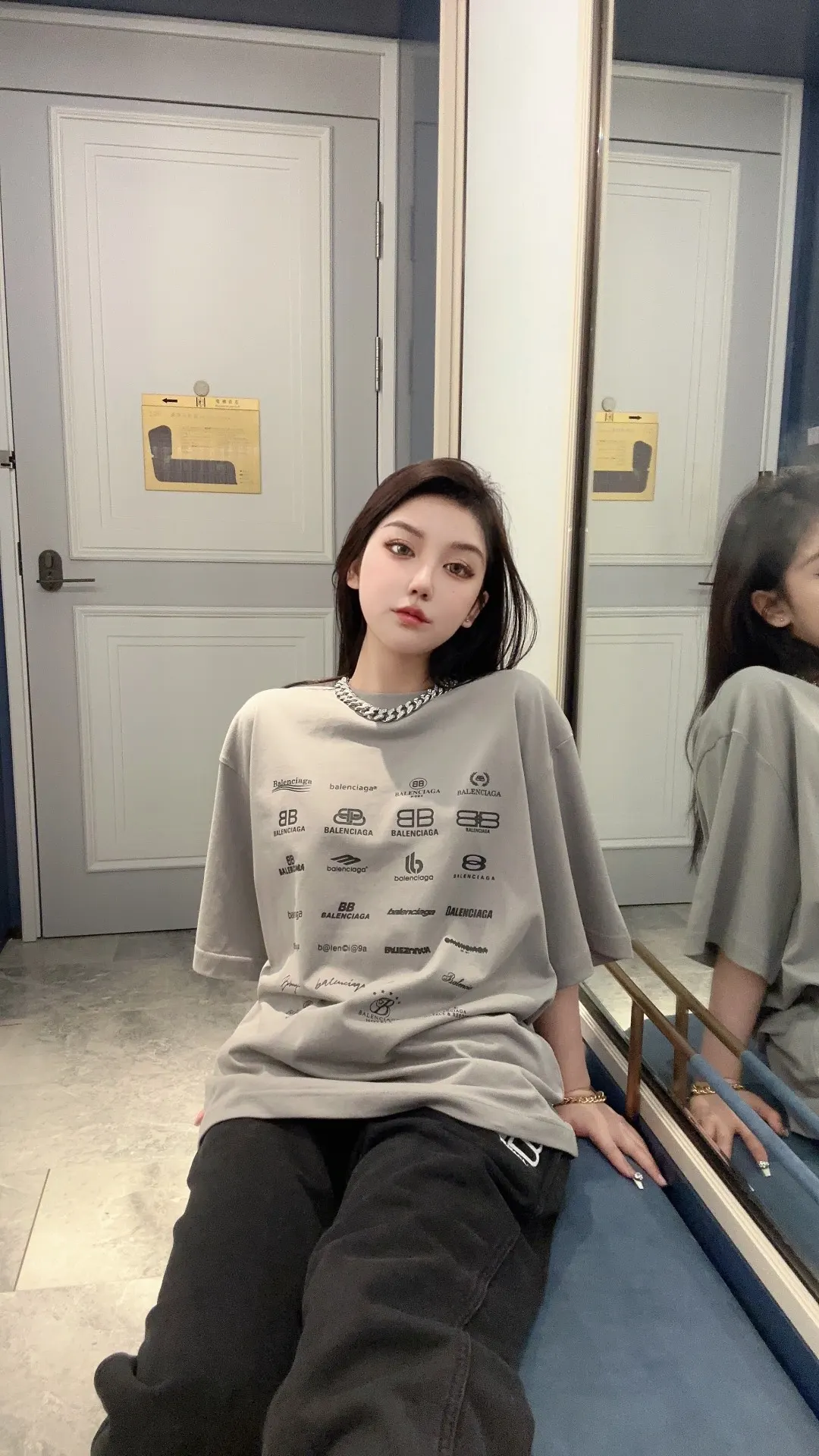 Balenciaga Gray Cotton Logo Short Sleeve T-Shirt Loose