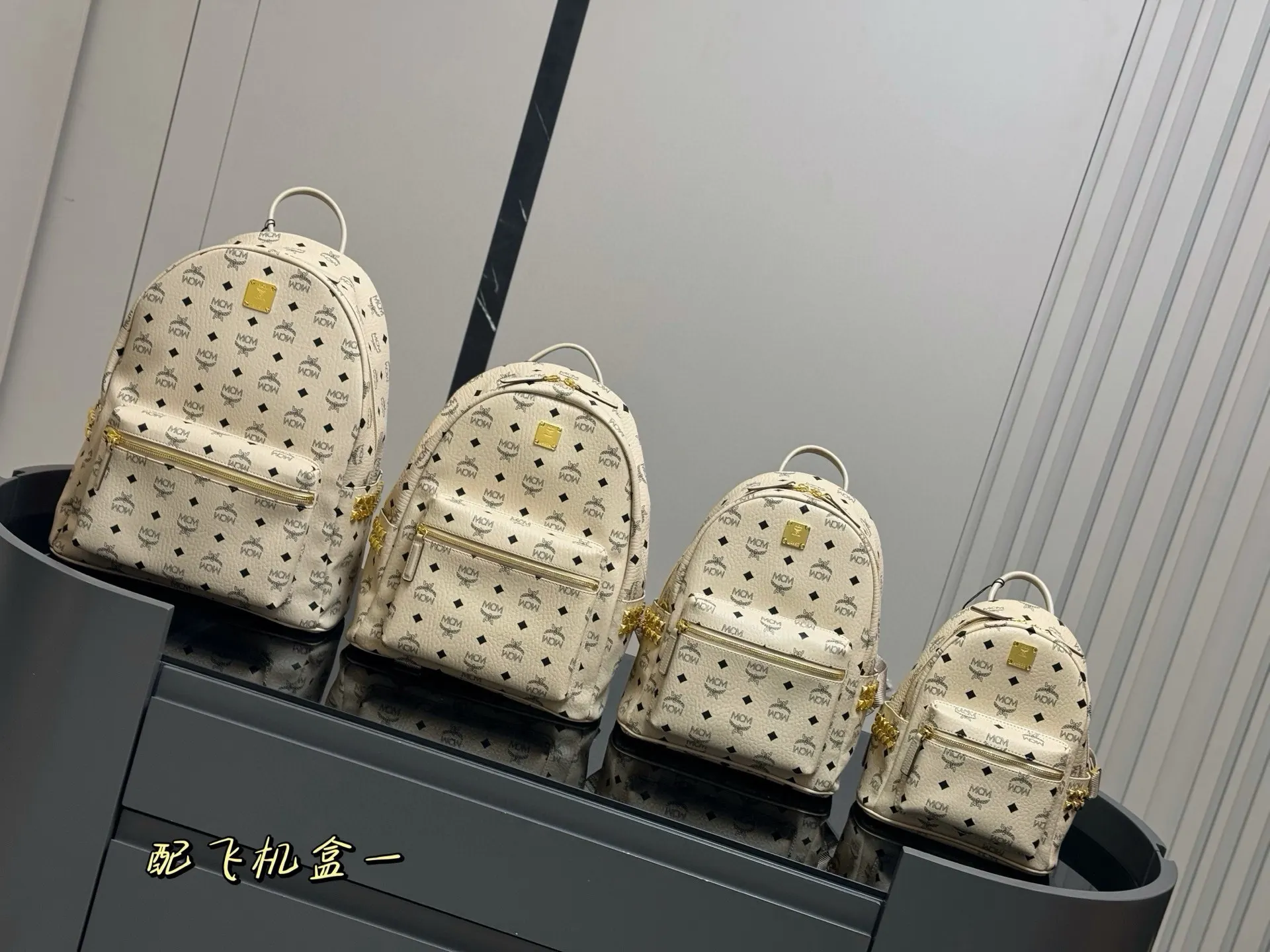 雙肩包 实用雙肩款