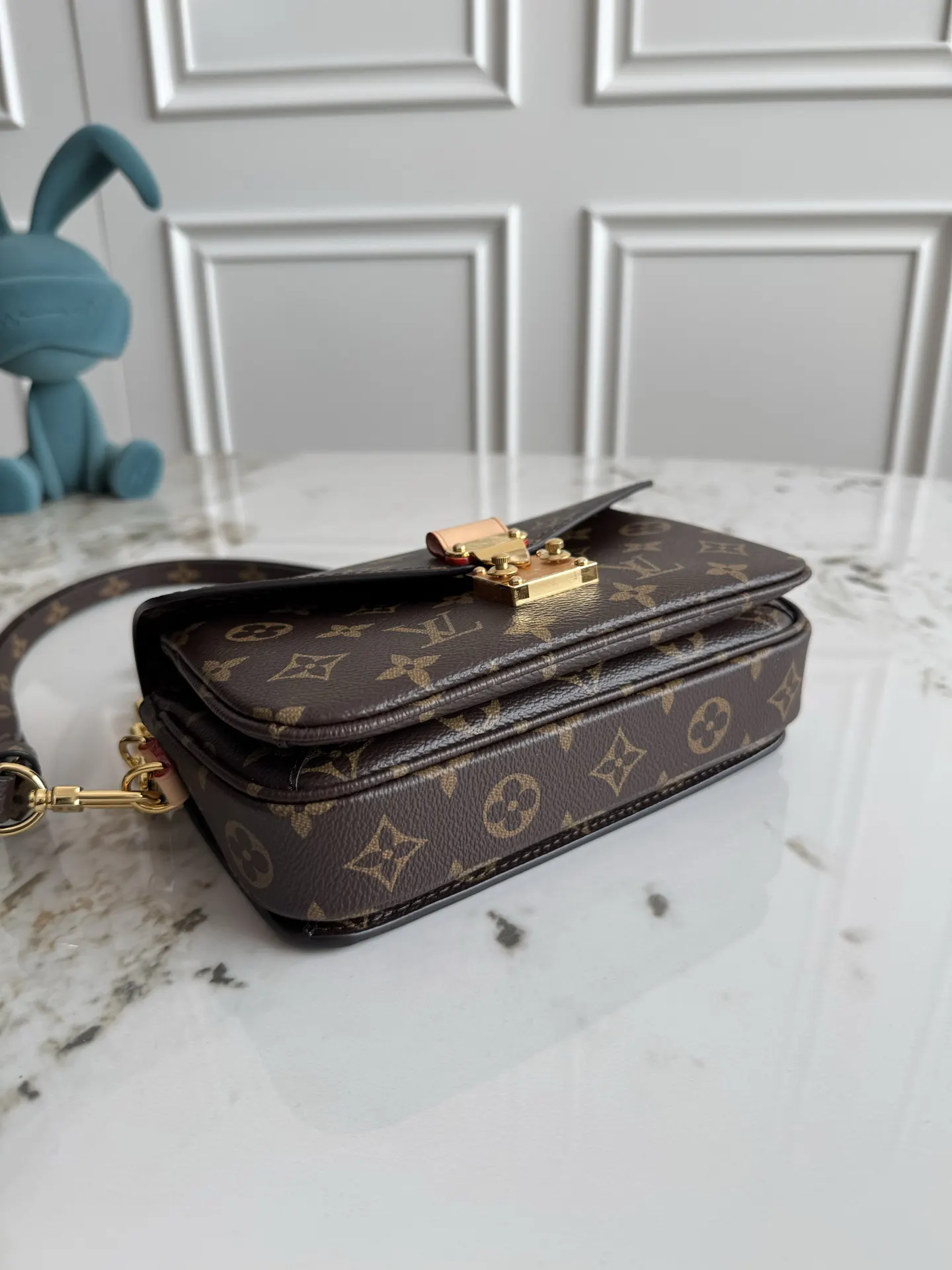 Louis Vuitton Monogram Handbag