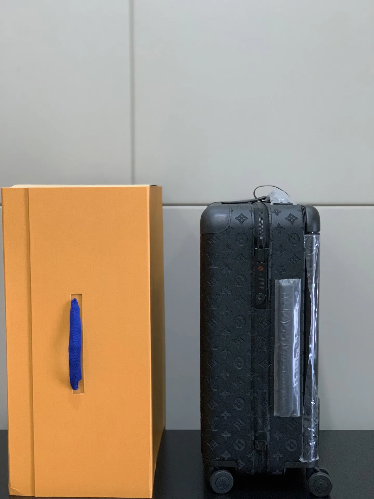 LV Horizon 灰色压纹旅行箱 简约出行款｜ORBUYBAG 岚奢包高端时尚精品