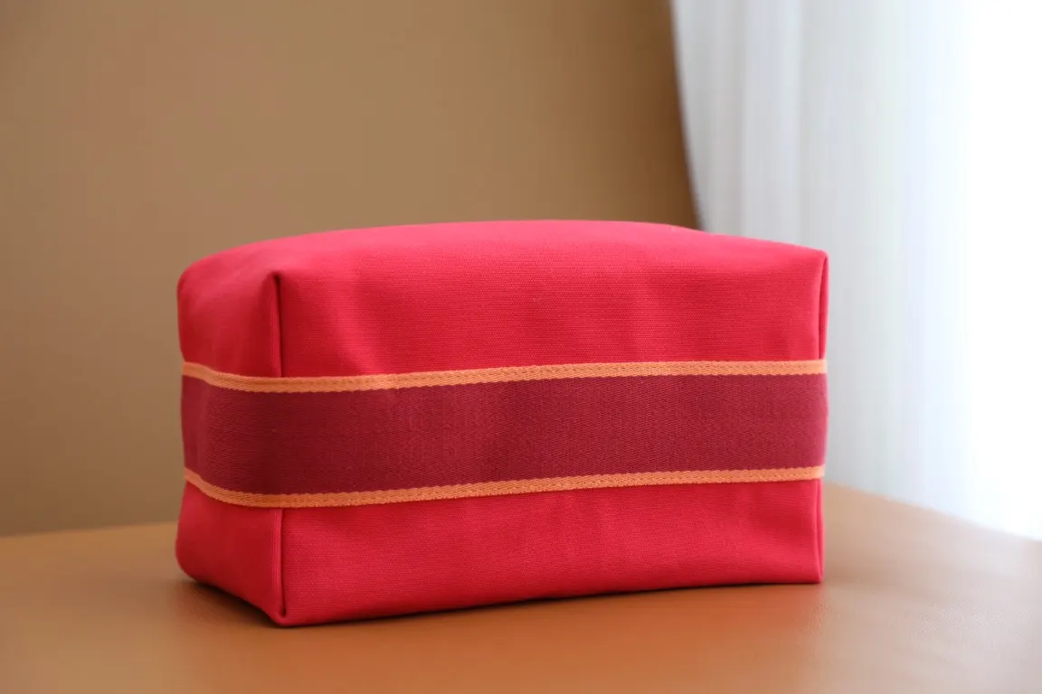 帆布 Trousse Bride Brace 官方名字 化妆包 便携收纳款