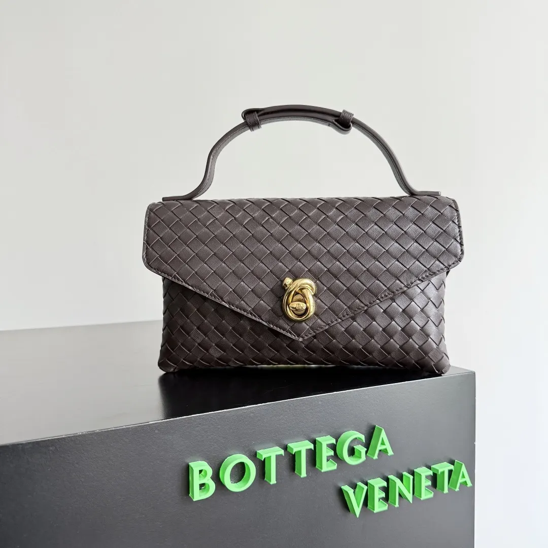 Bottega Veneta 皮革 托特包 大容量托特款