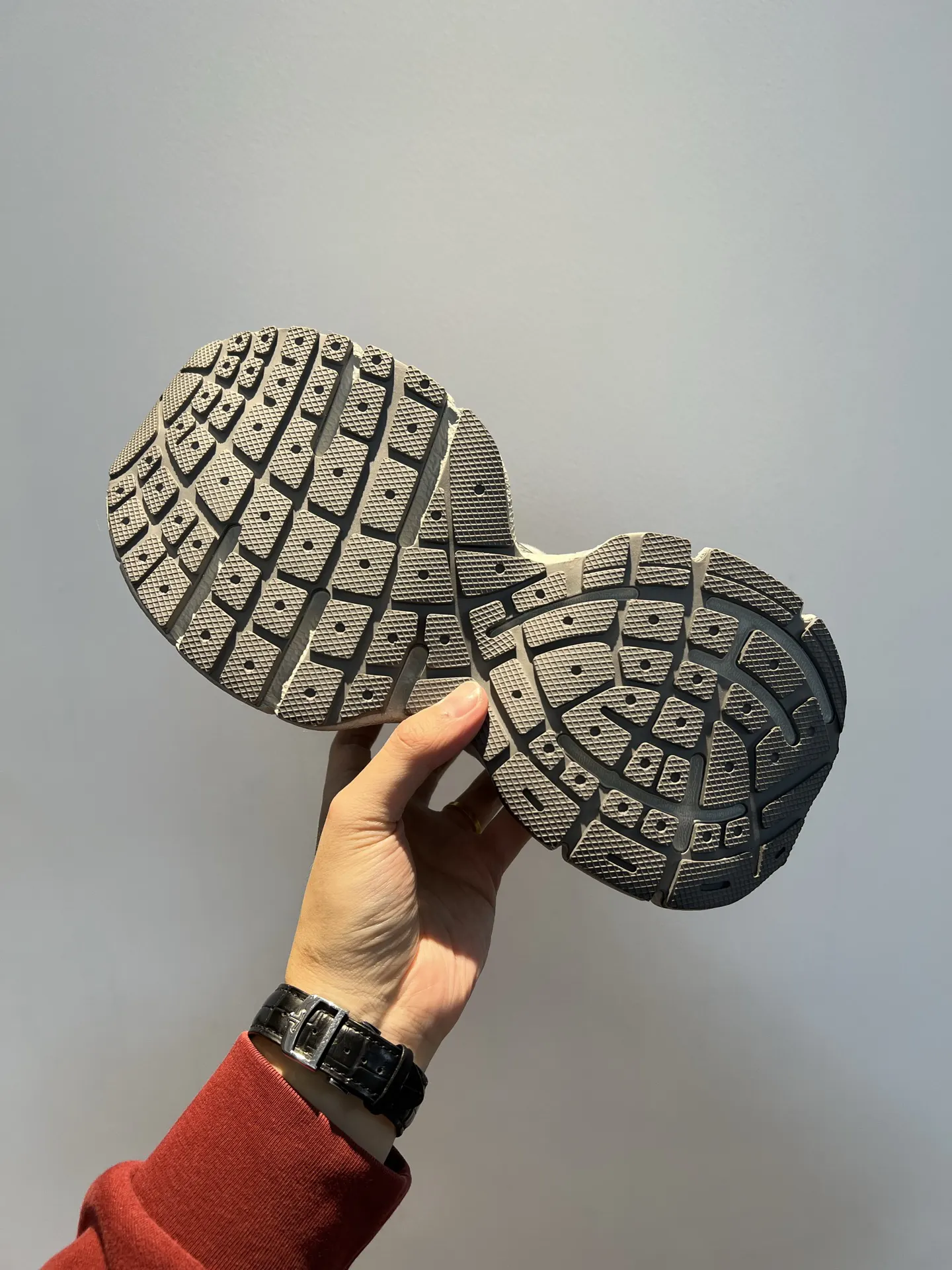Balenciaga 3XL 灰色 运动鞋(數字6) Balenciaga 3XL 灰色 运动鞋(數字6)