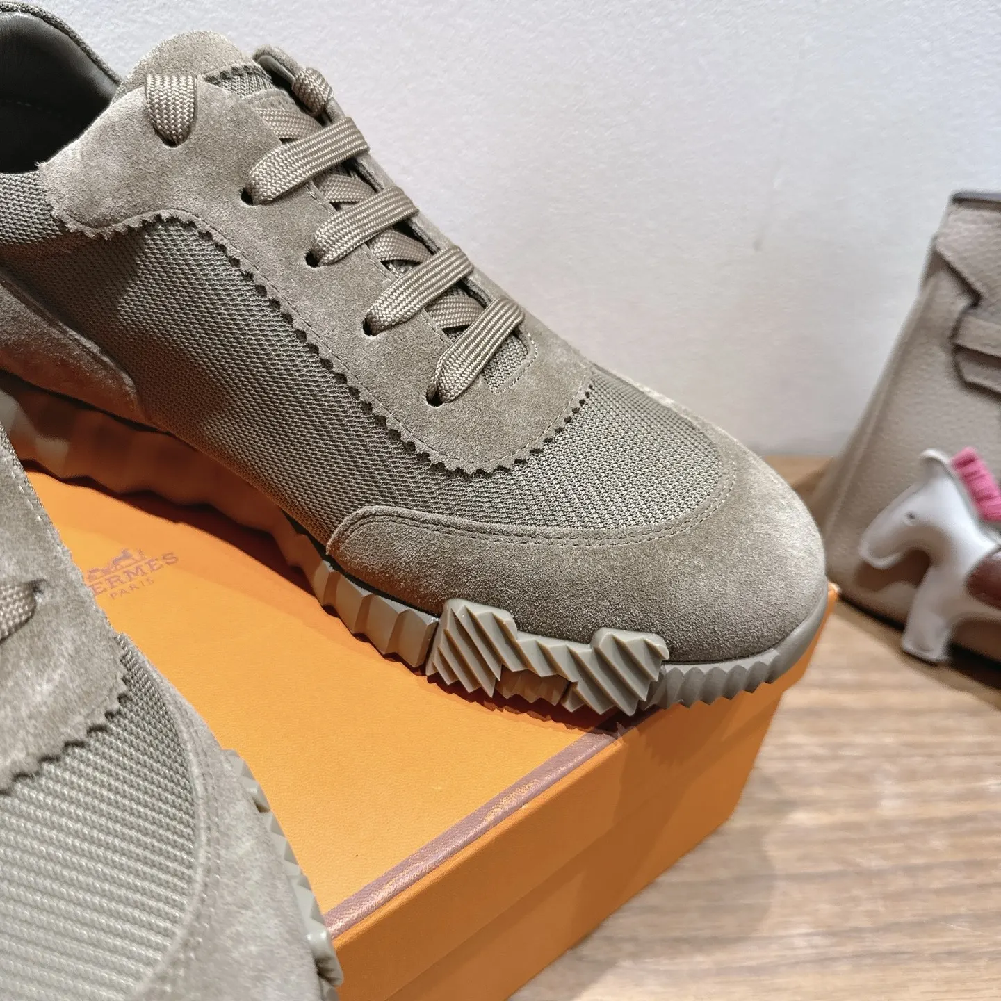 Hermès SS 运动鞋(數字6) Hermès SS 运动鞋(數字6)