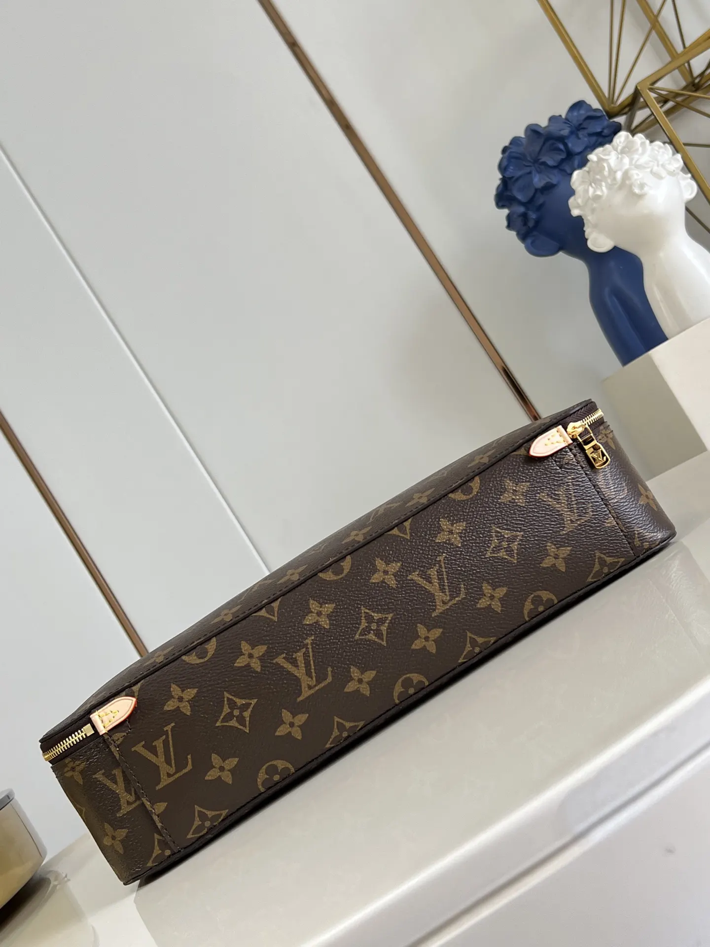 Louis Vuitton Monogram Suitcase Travel Lightweight Leather