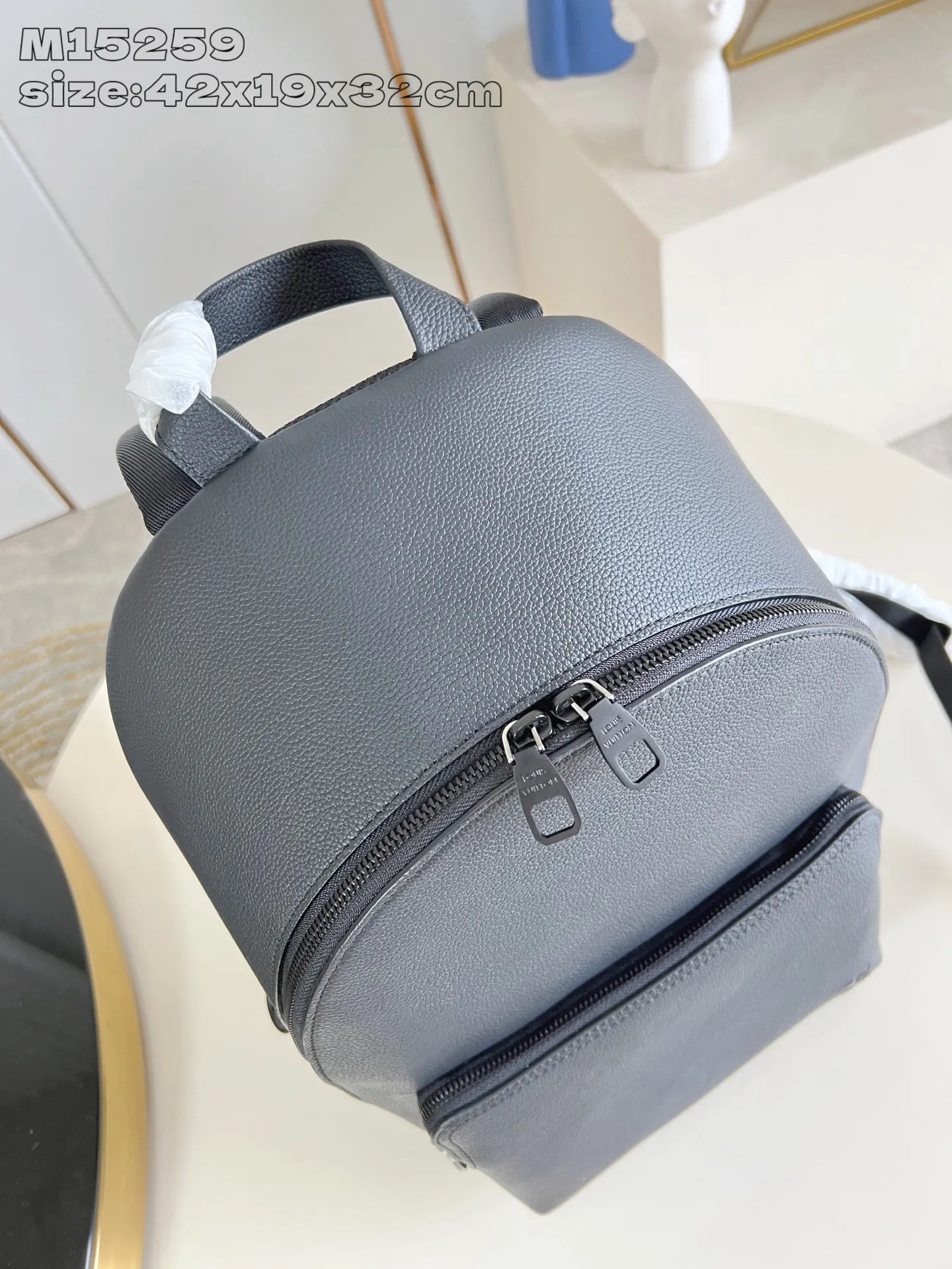 LV 牛皮 收纳包 旅行收纳款